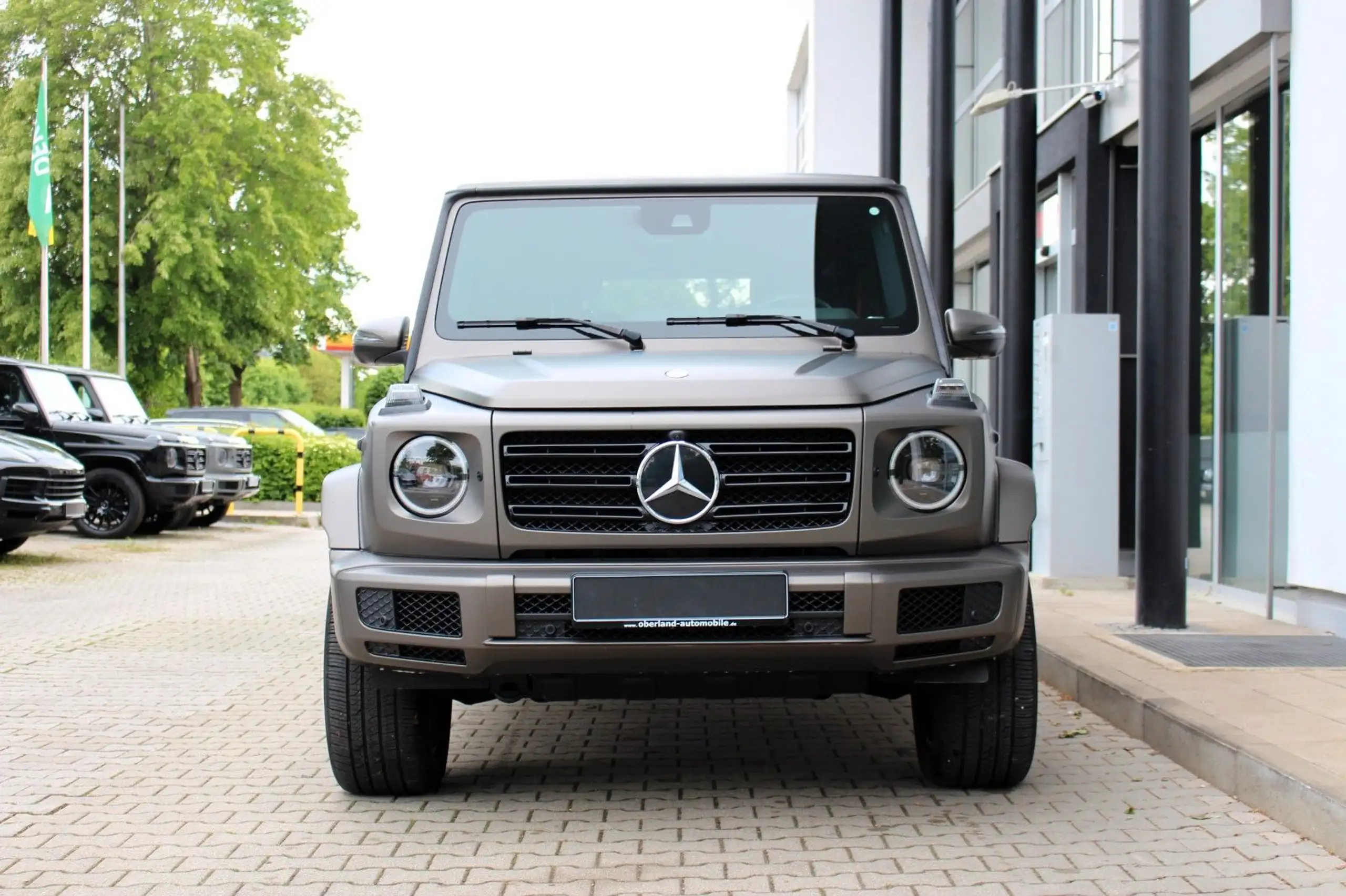 Mercedes-Benz - G 350