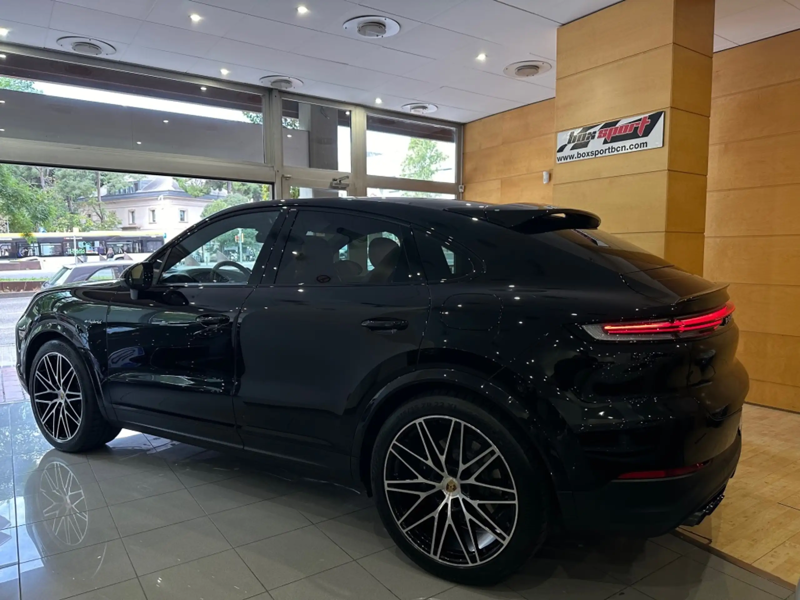 Porsche - Cayenne