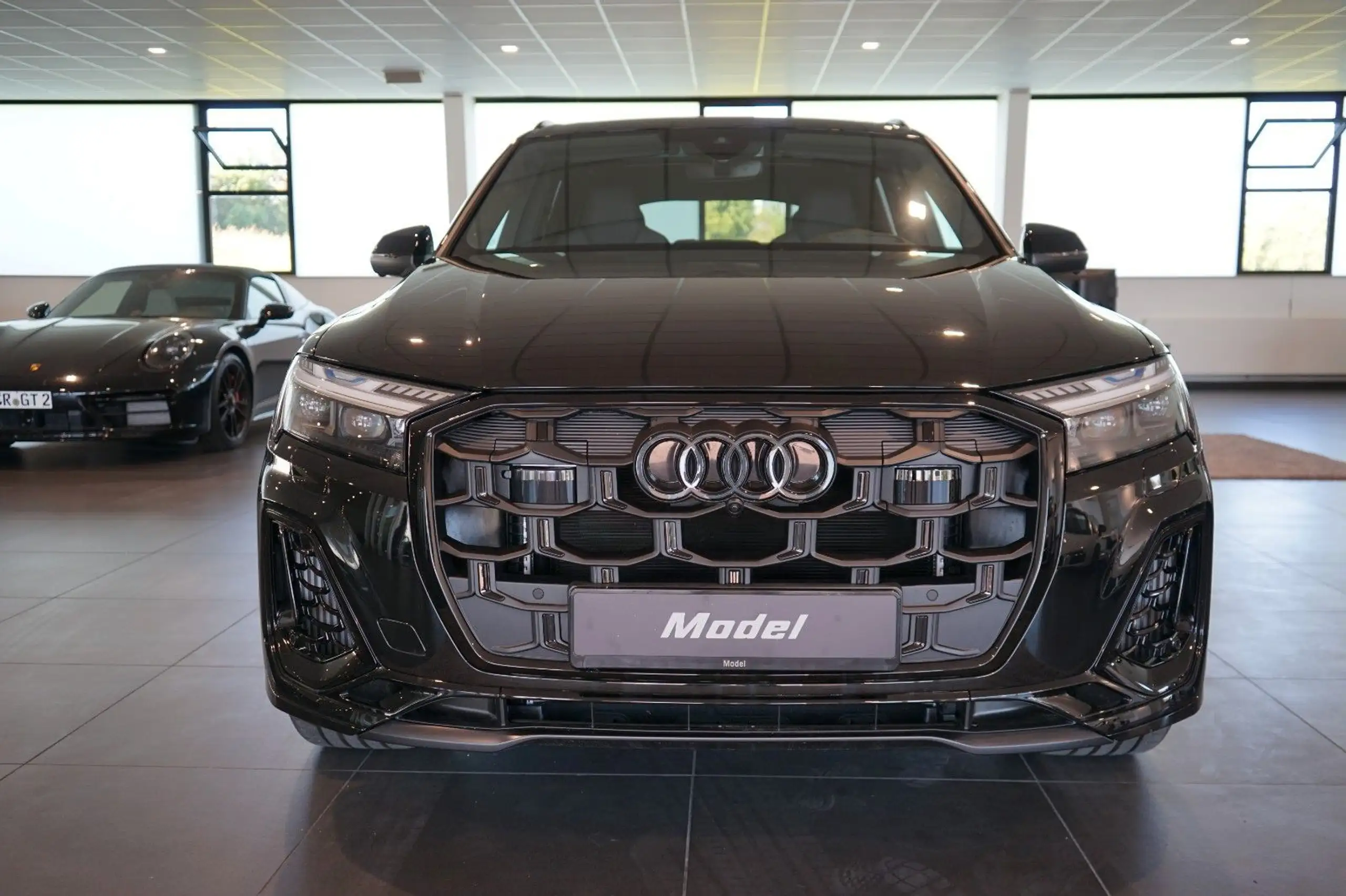 Audi - SQ7