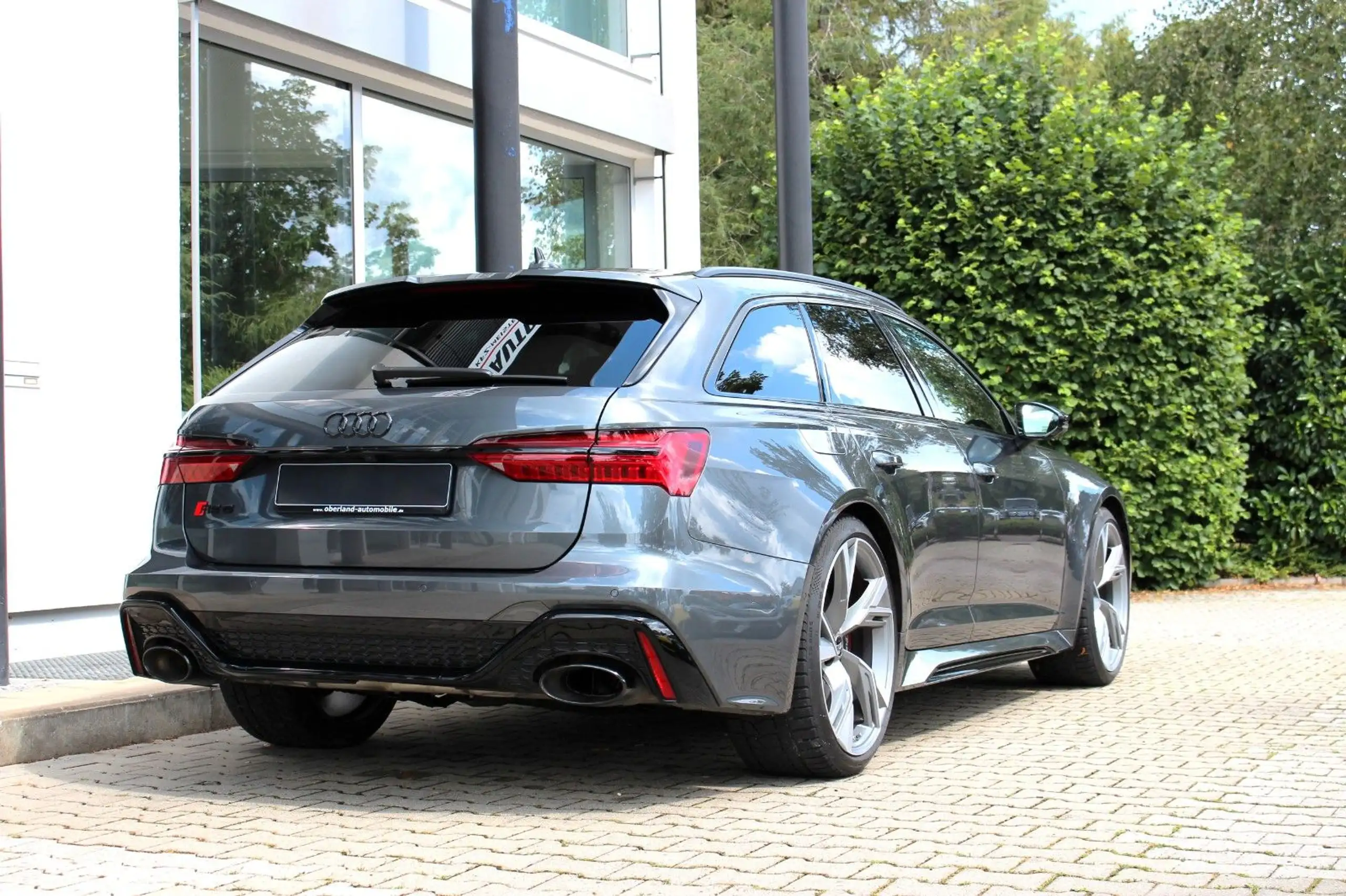 Audi - RS6