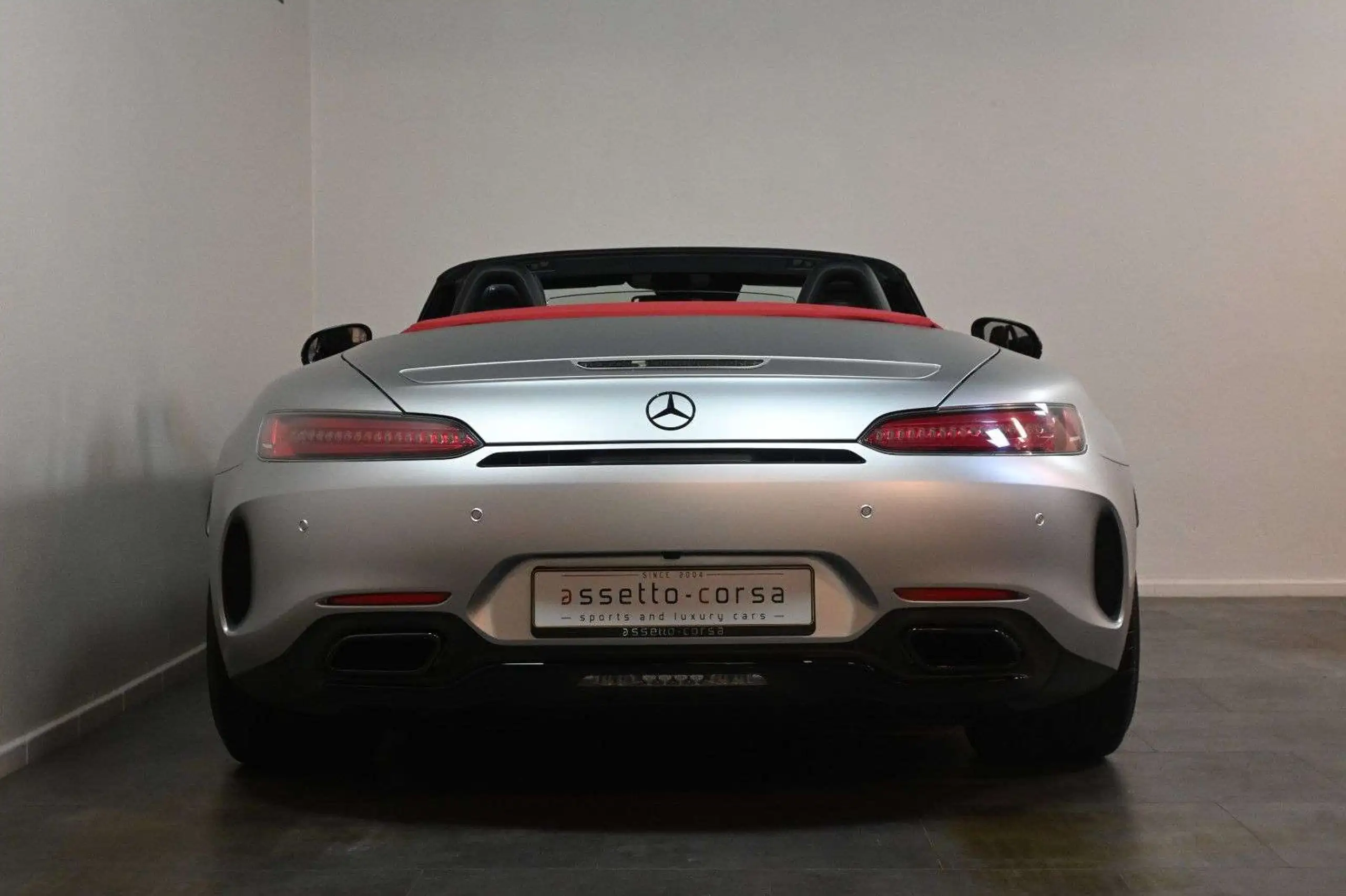 Mercedes-Benz - AMG GT