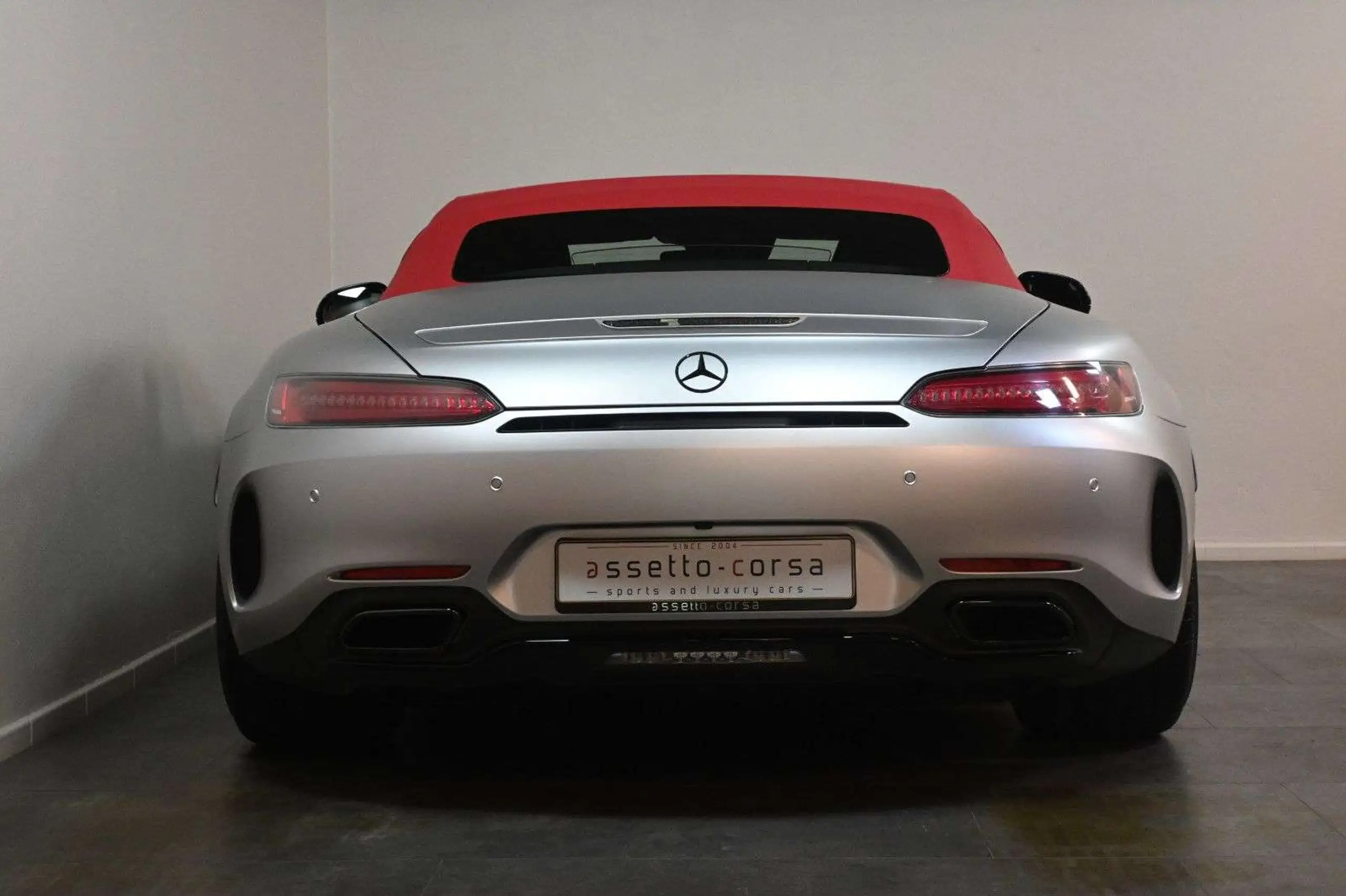 Mercedes-Benz - AMG GT