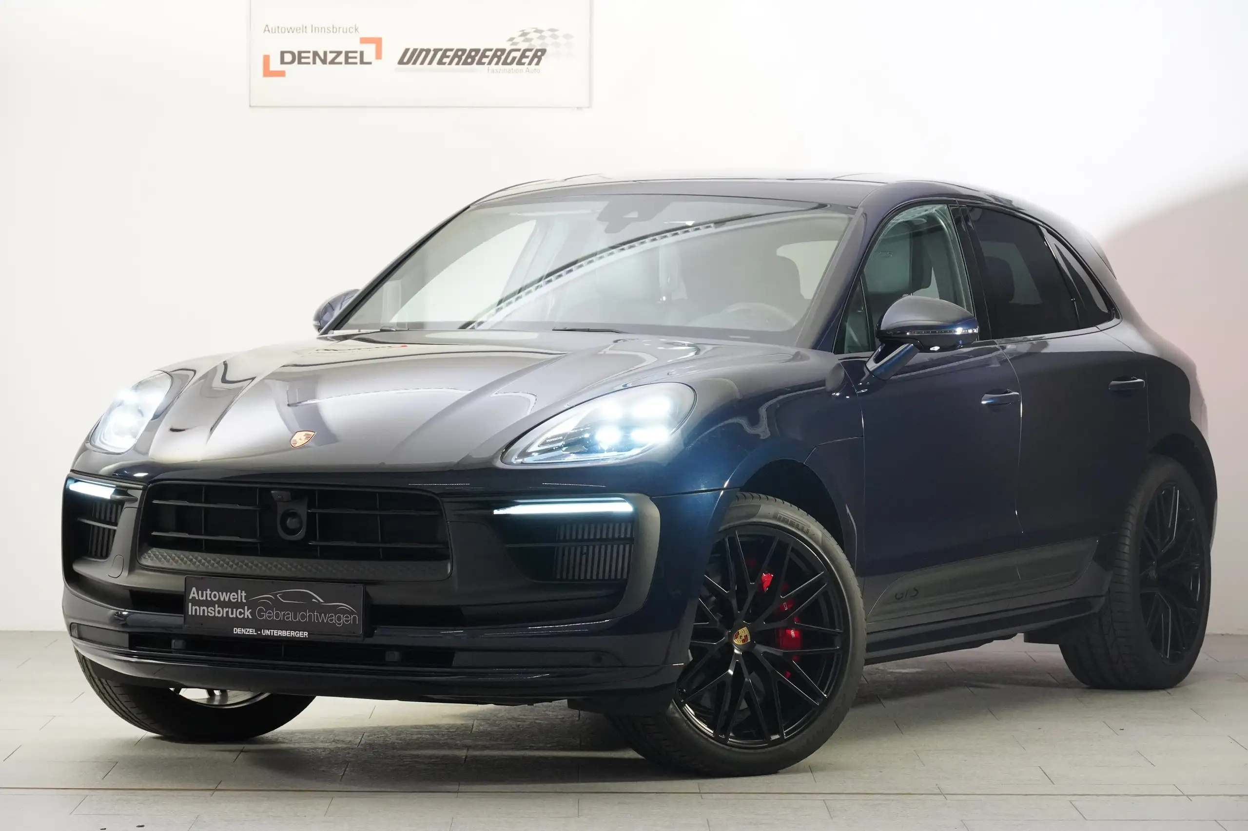 Porsche - Macan