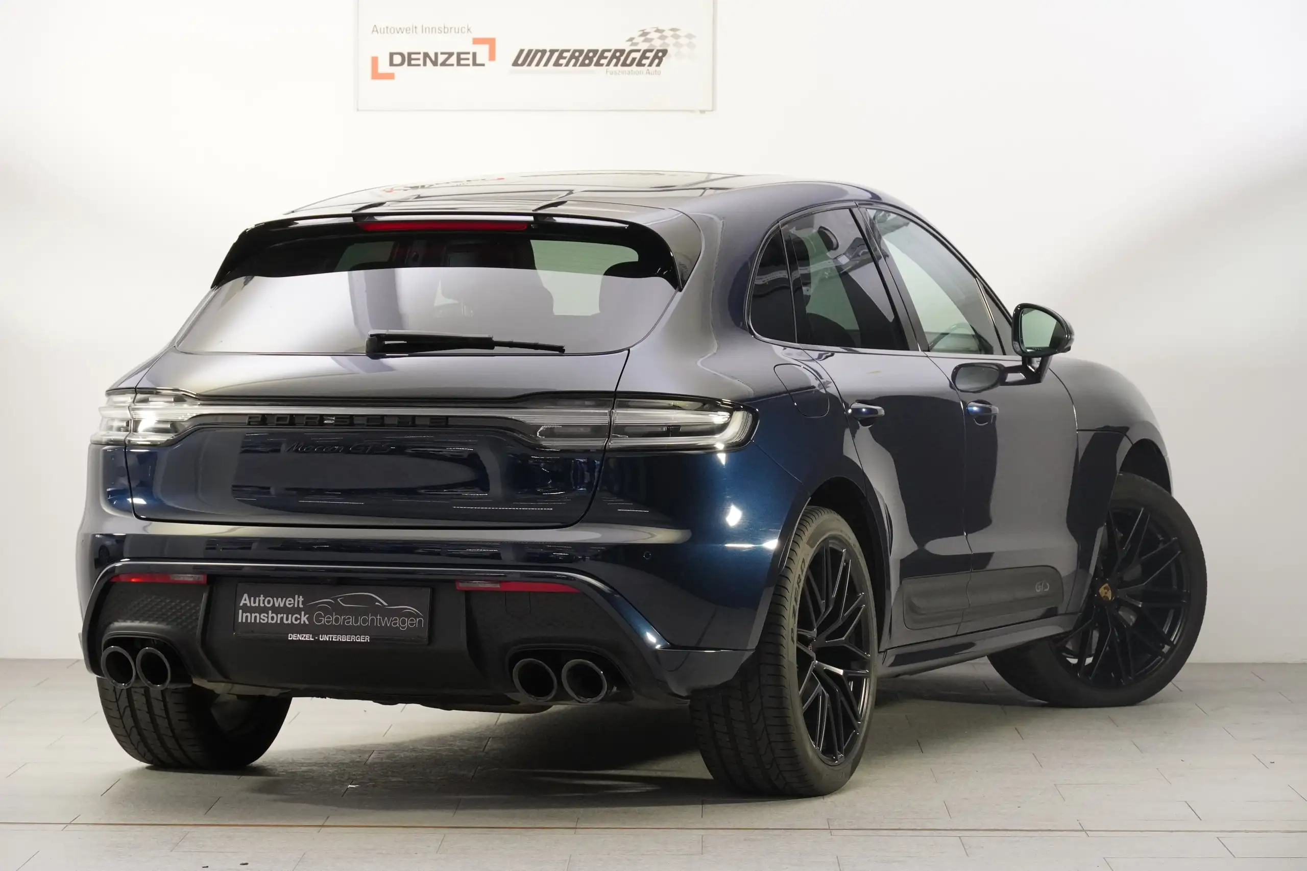 Porsche - Macan