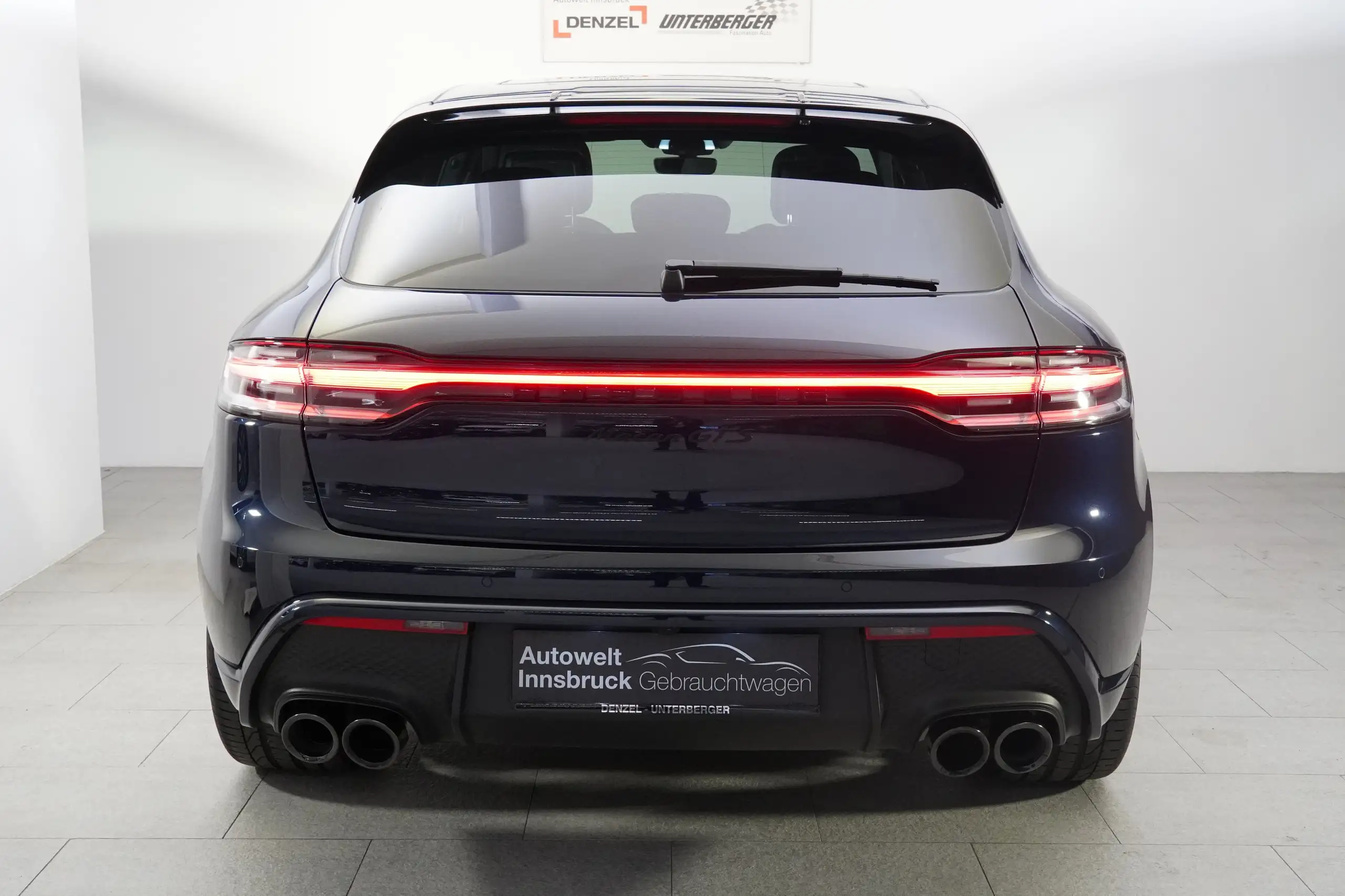 Porsche - Macan