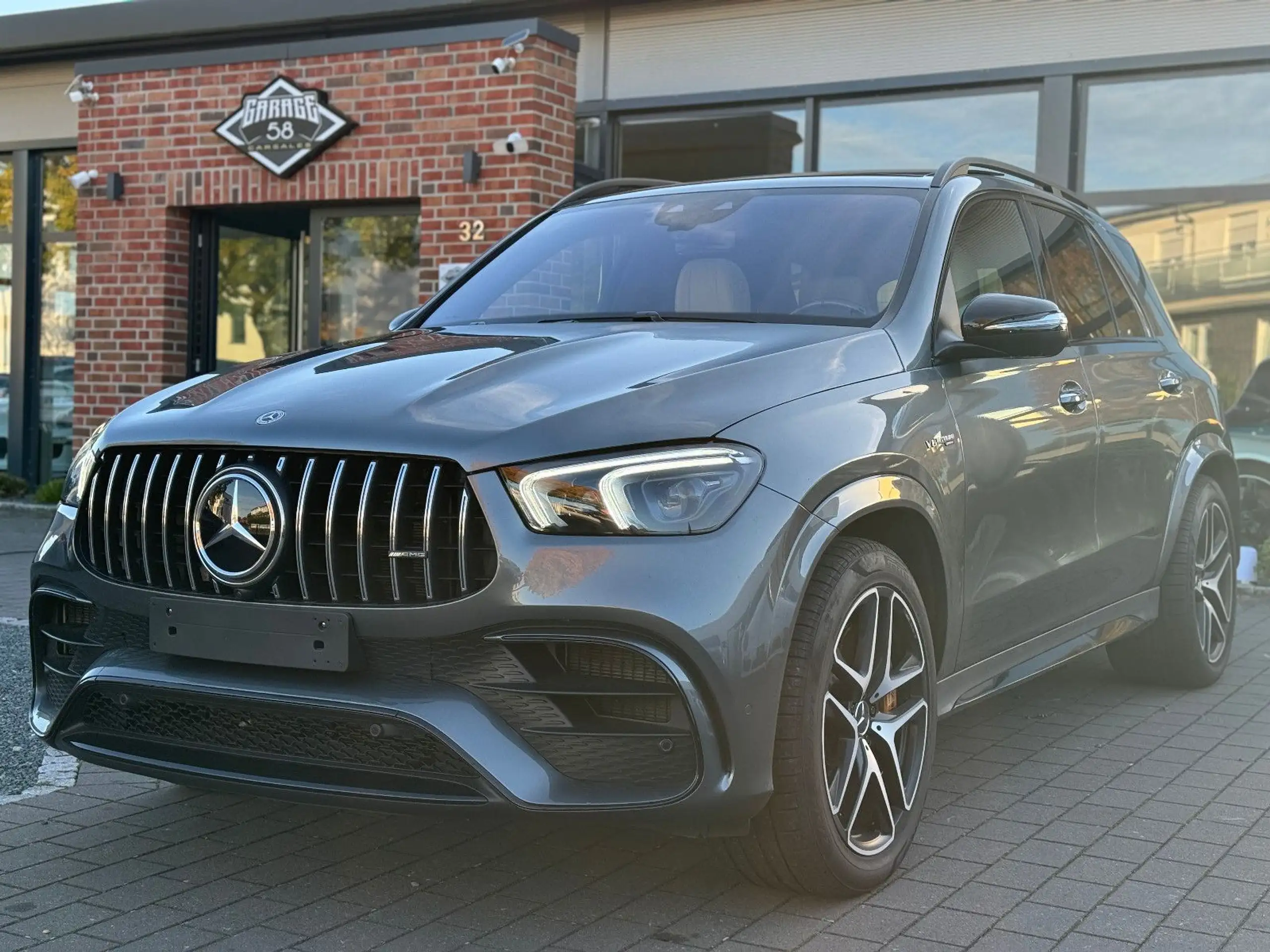 Mercedes-Benz - GLE 63 AMG