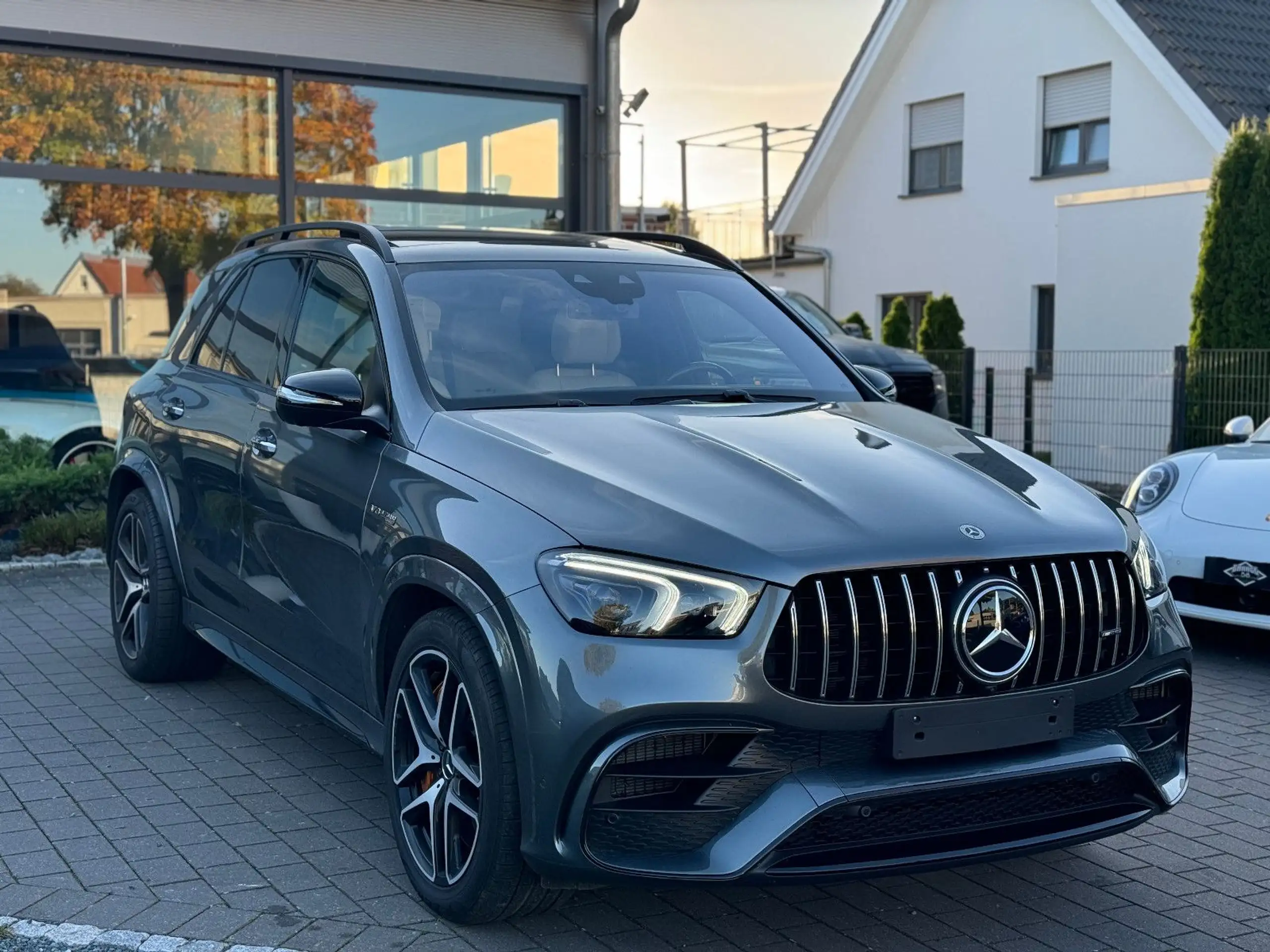 Mercedes-Benz - GLE 63 AMG