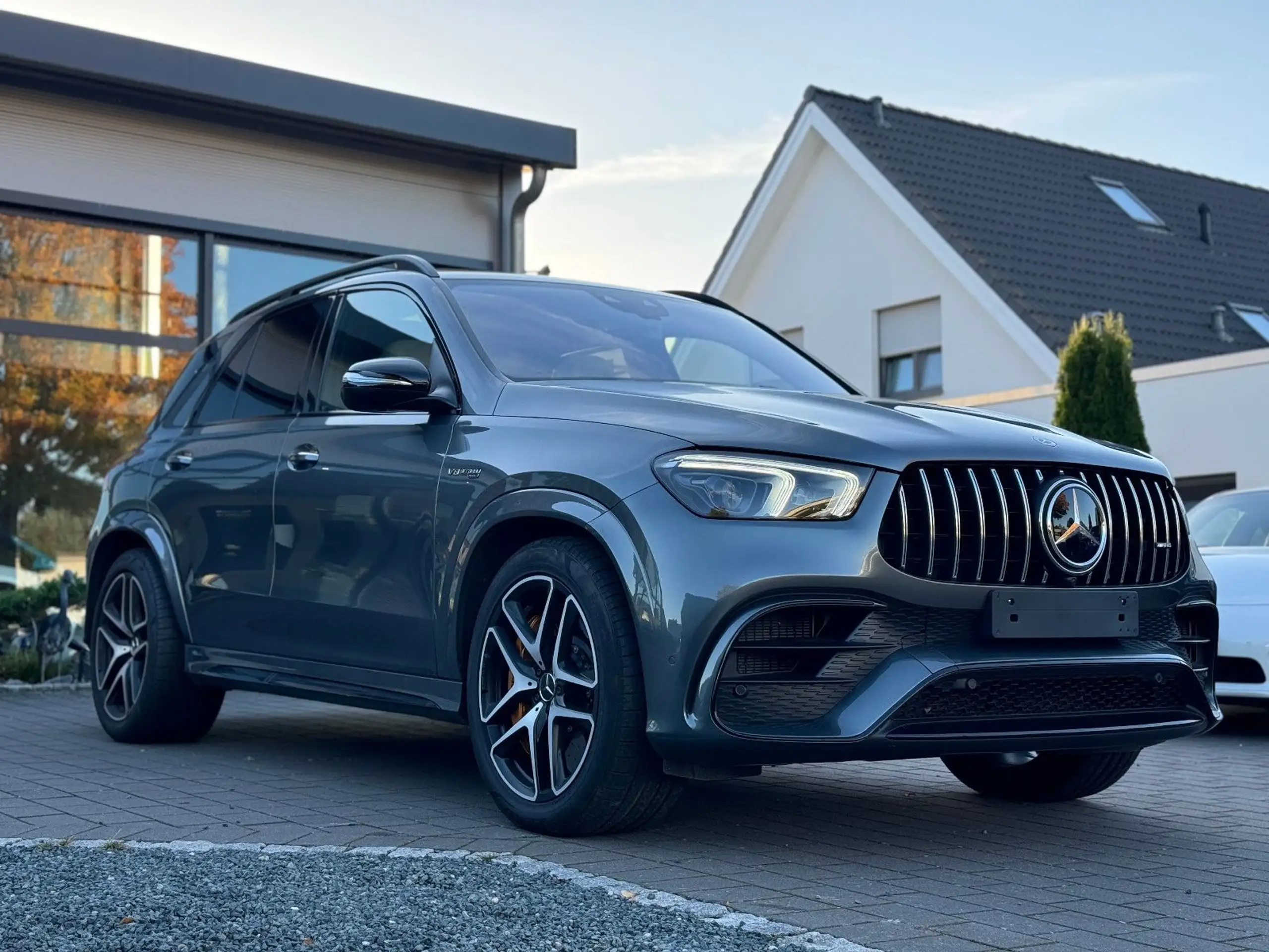 Mercedes-Benz - GLE 63 AMG