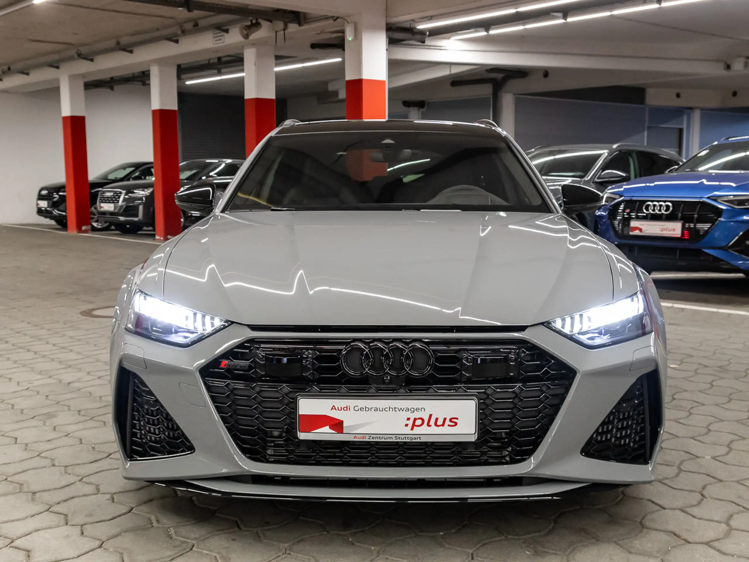 Audi - RS6