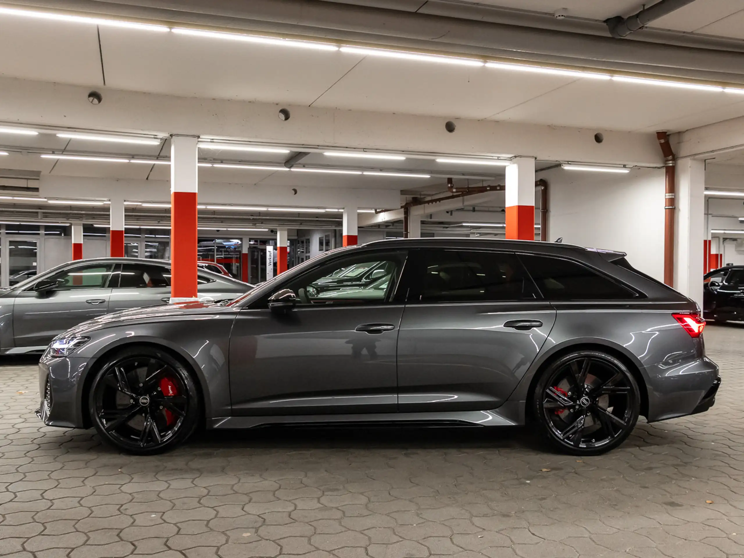 Audi - RS6