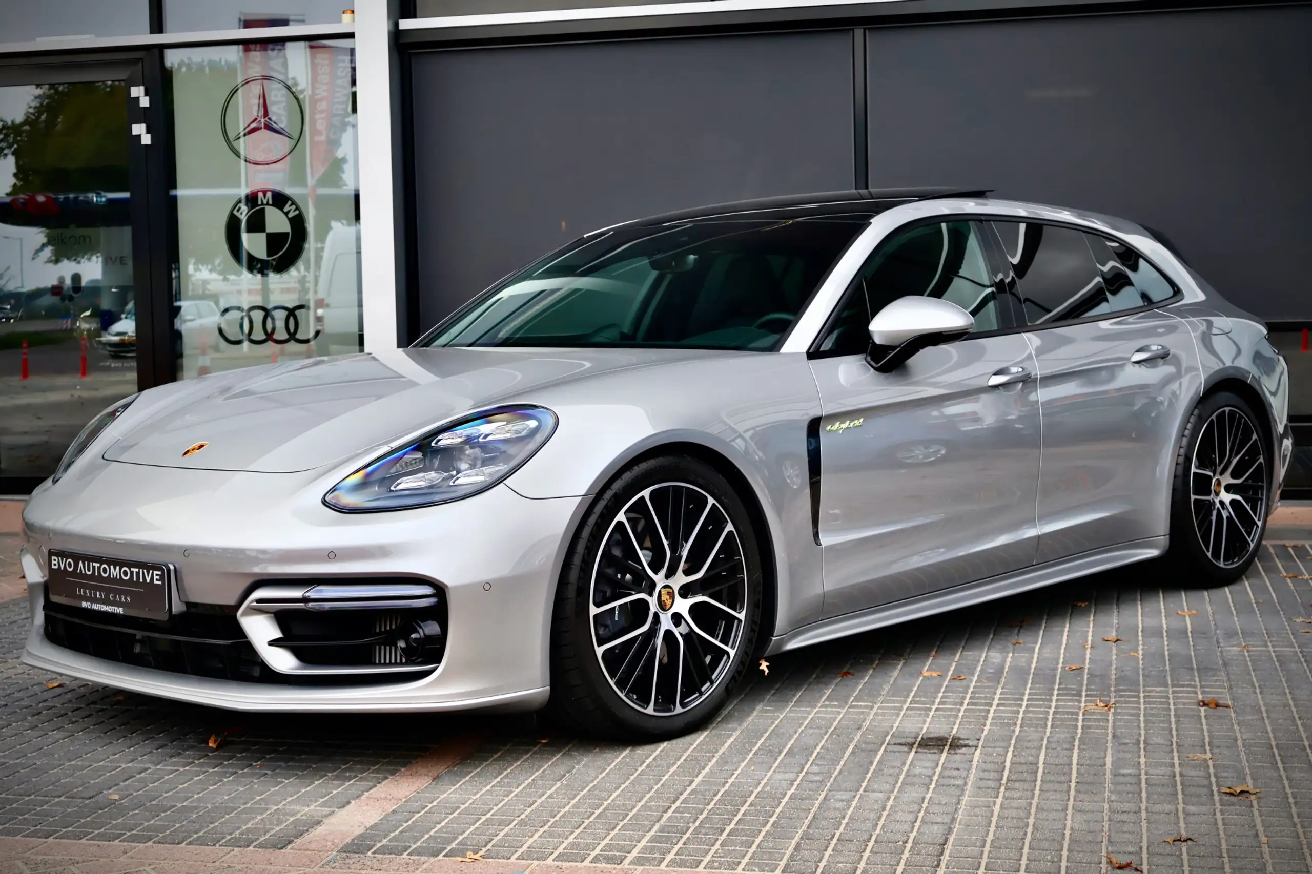 Porsche - Panamera