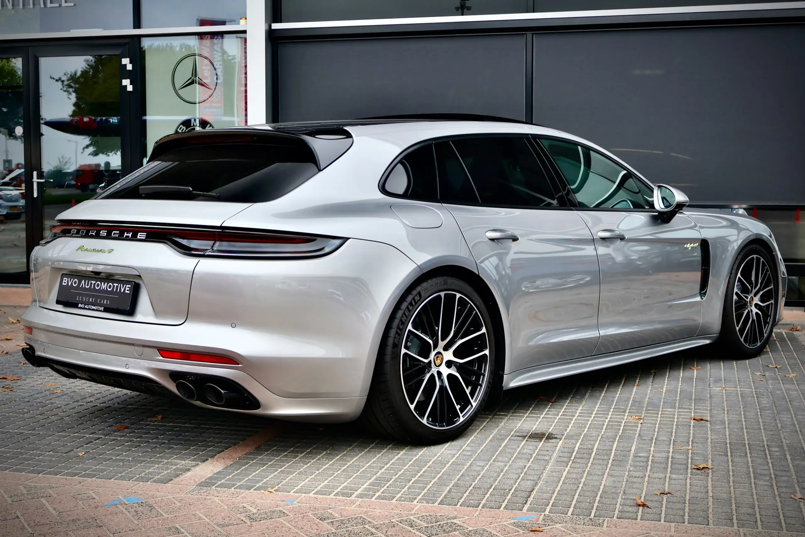 Porsche - Panamera