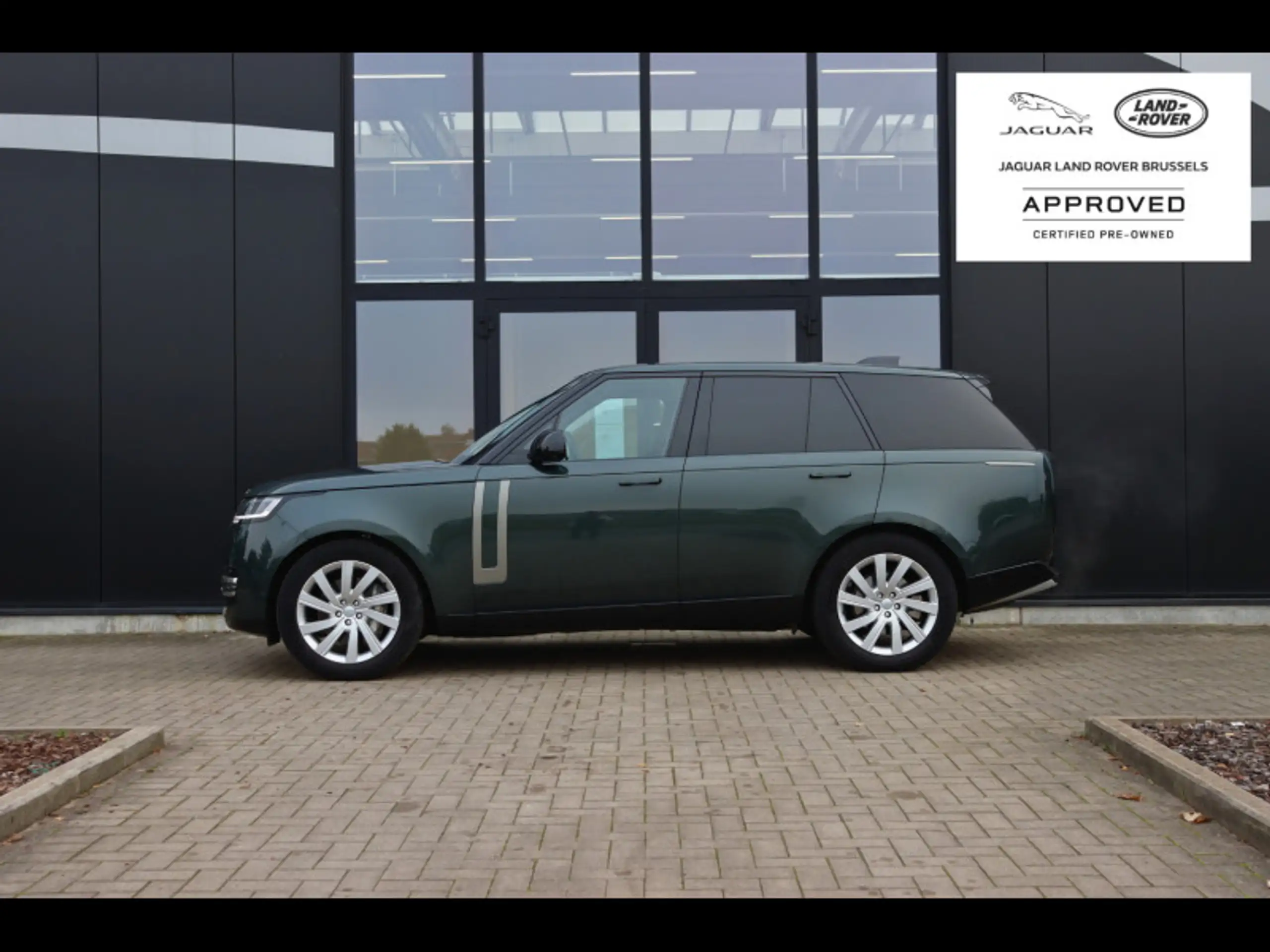 Land Rover - Range Rover