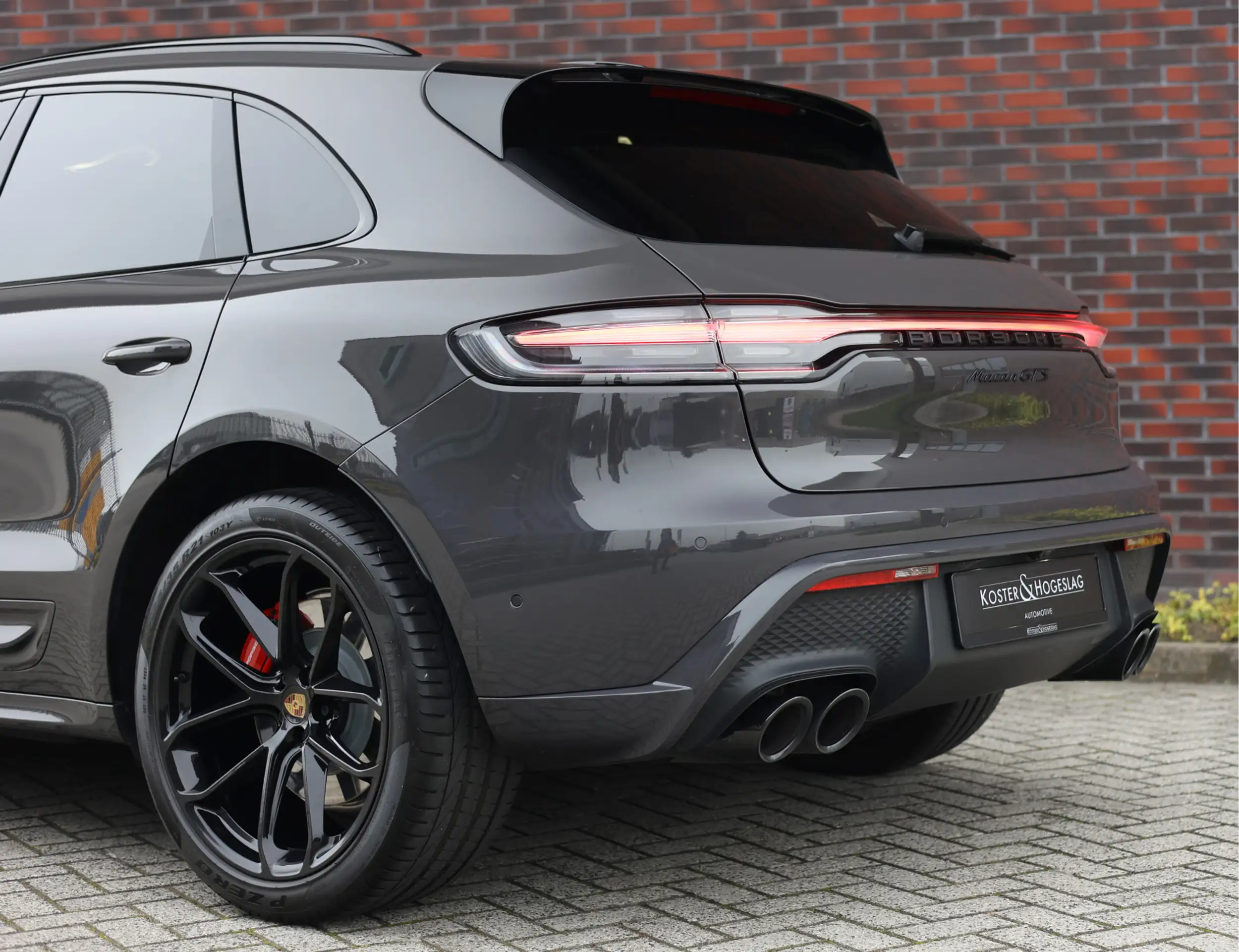 Porsche - Macan