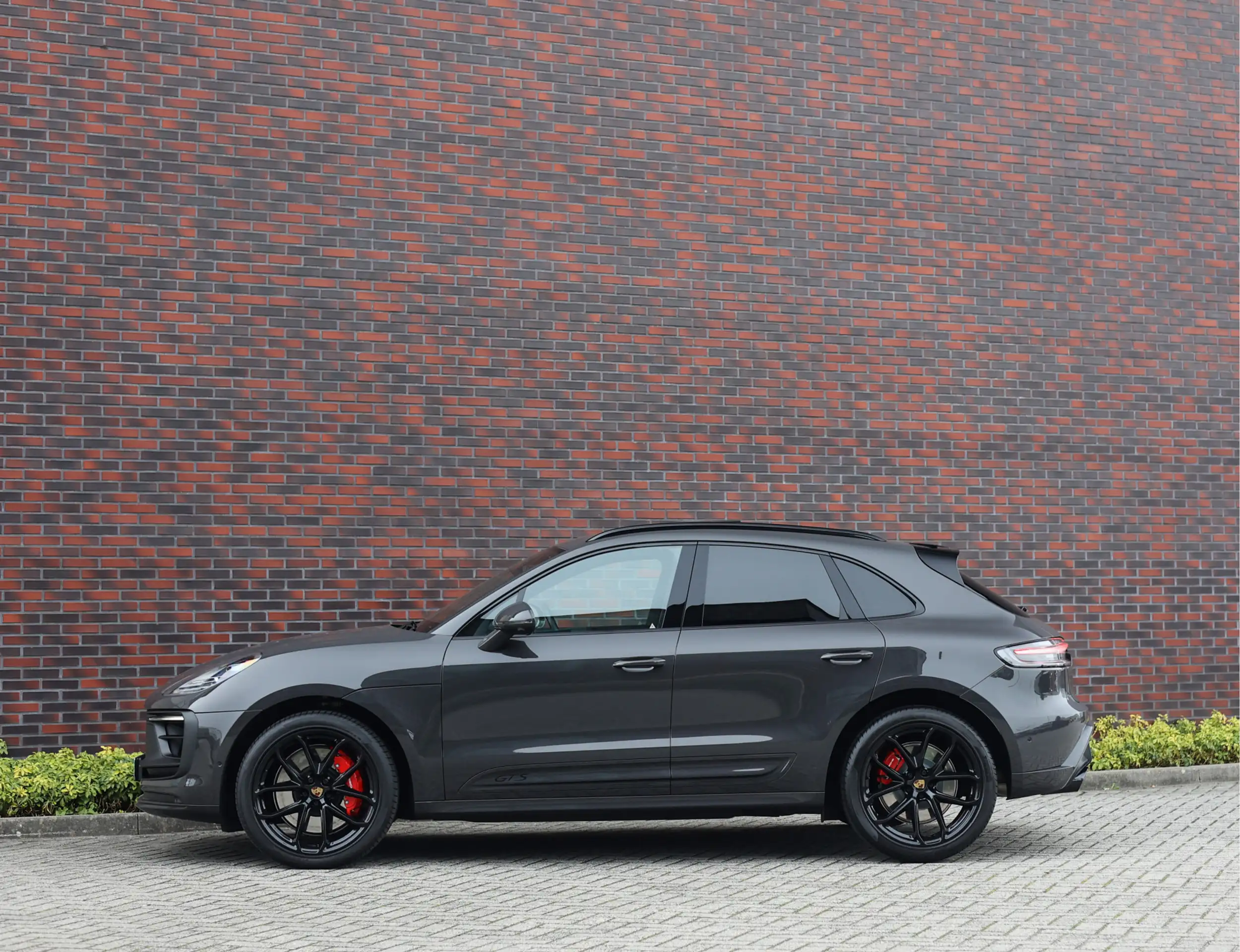 Porsche - Macan