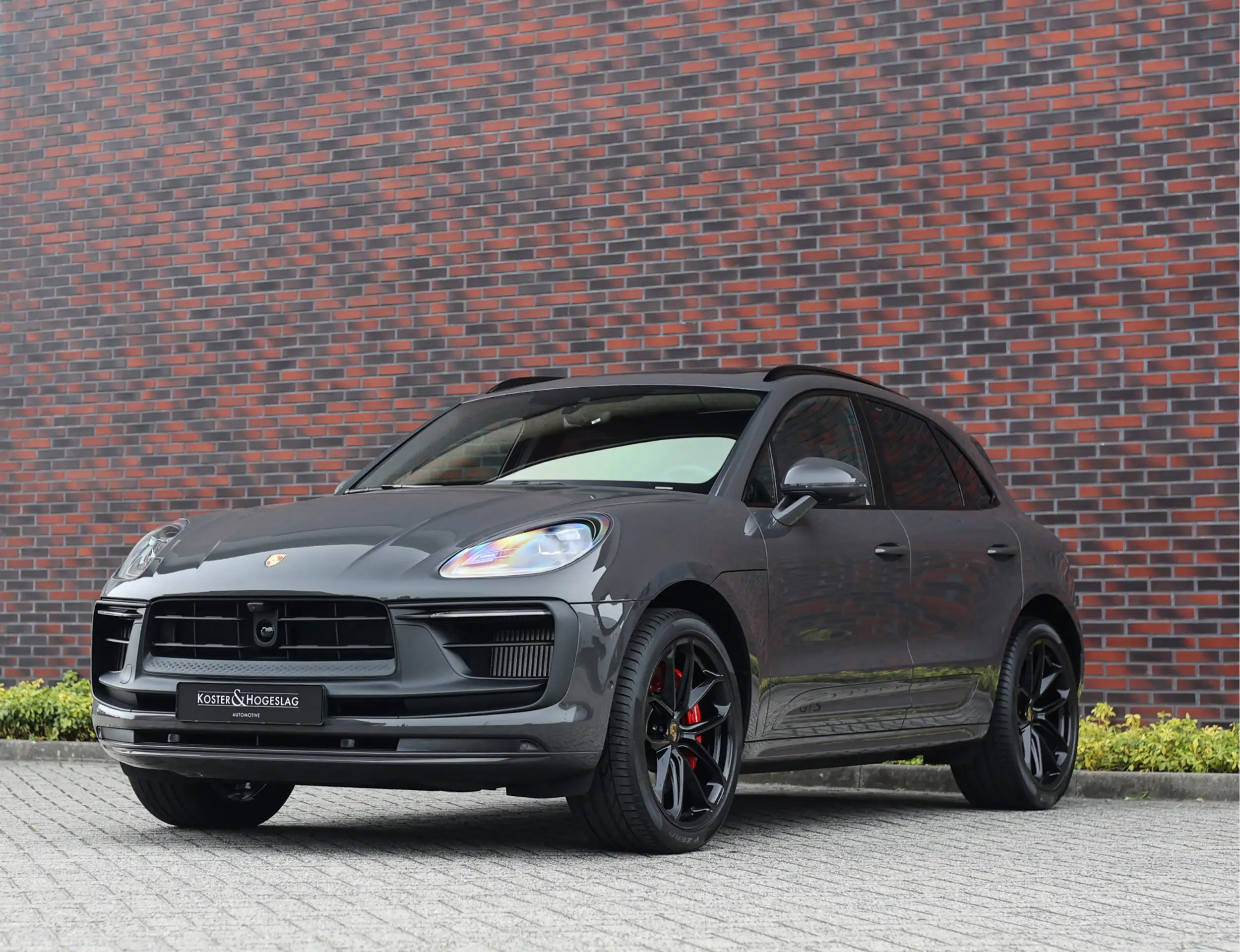 Porsche - Macan