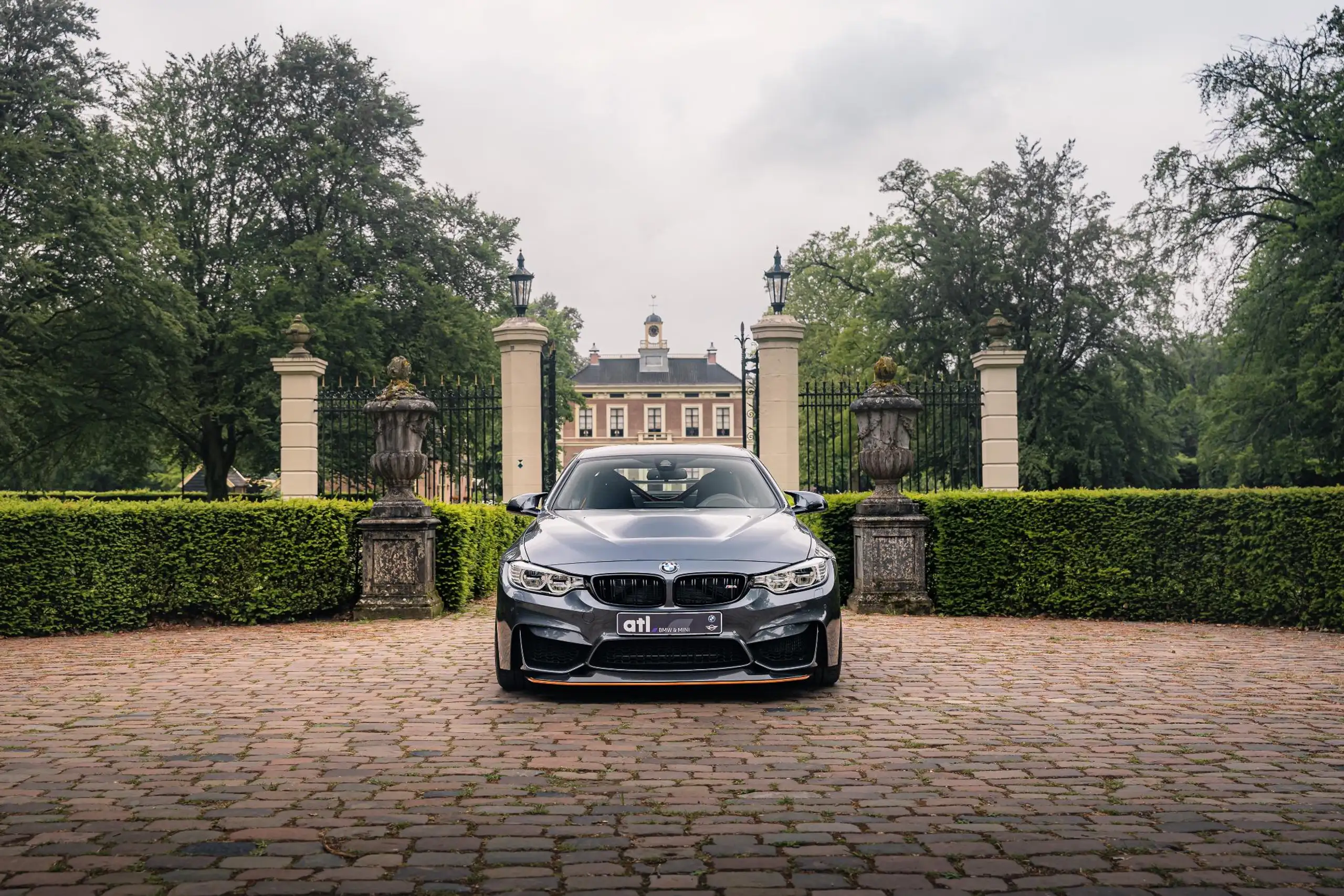 BMW - M4