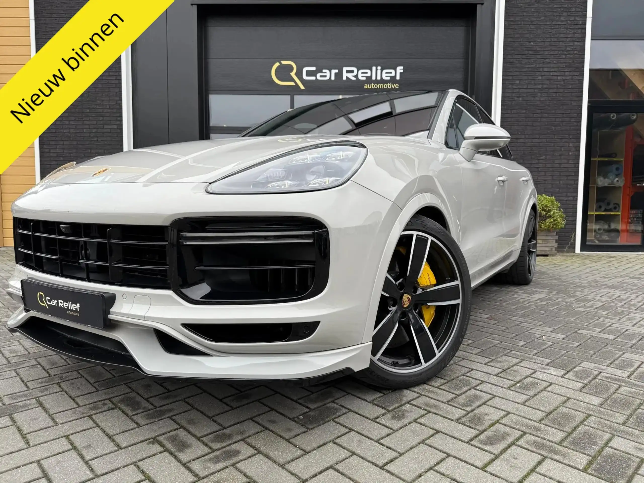 Porsche - Cayenne