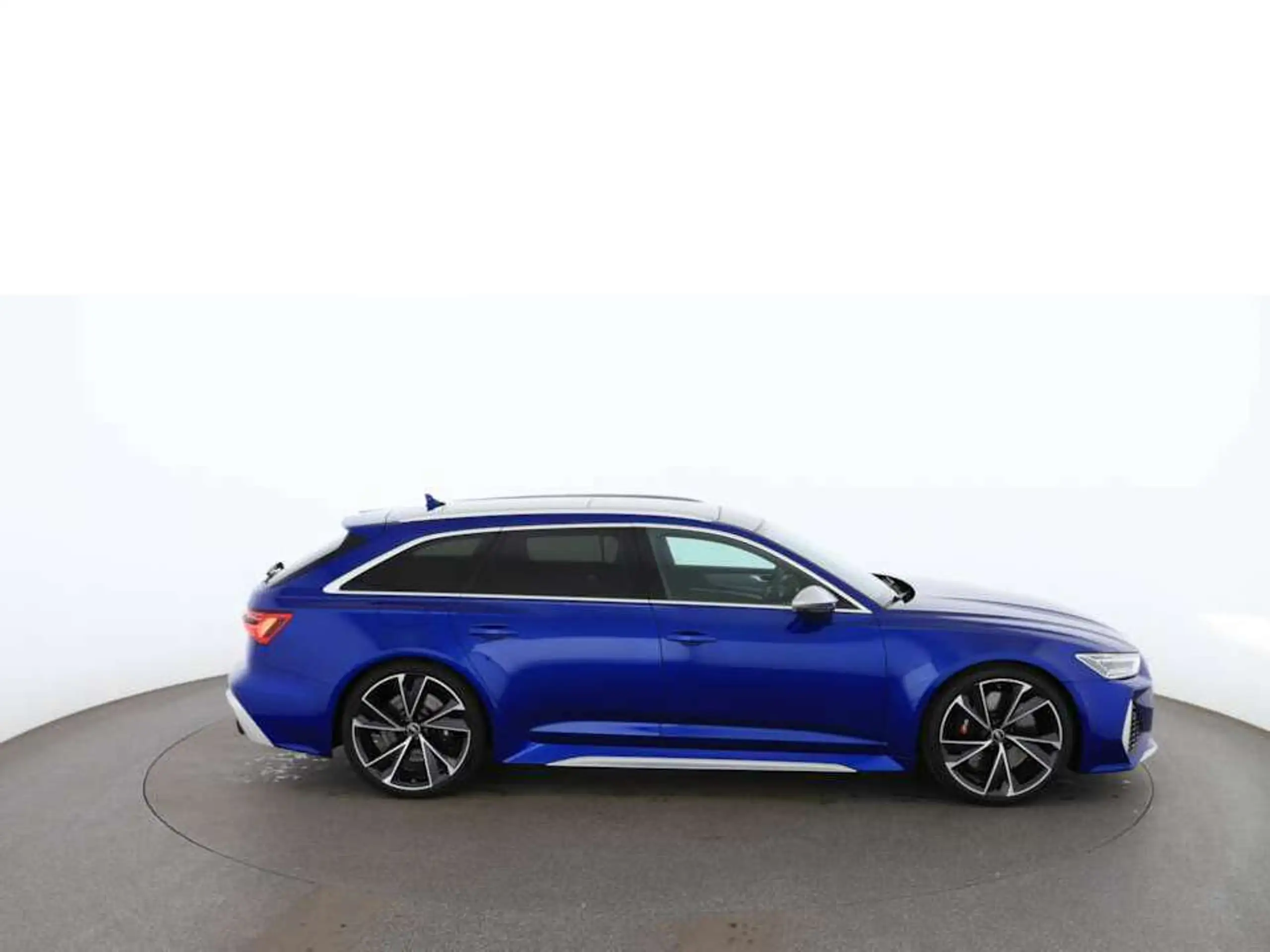 Audi - RS6