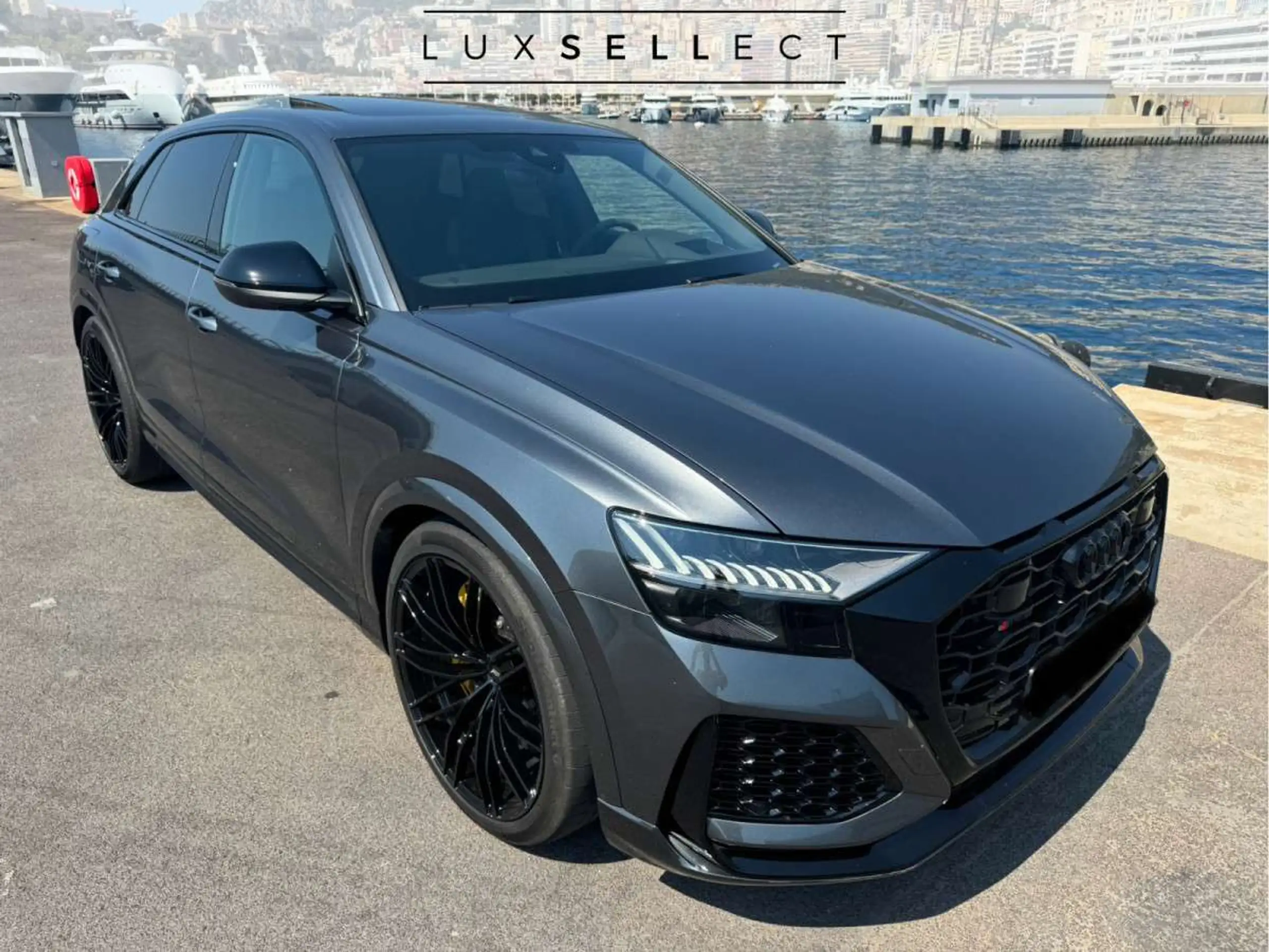 Audi - RS Q8