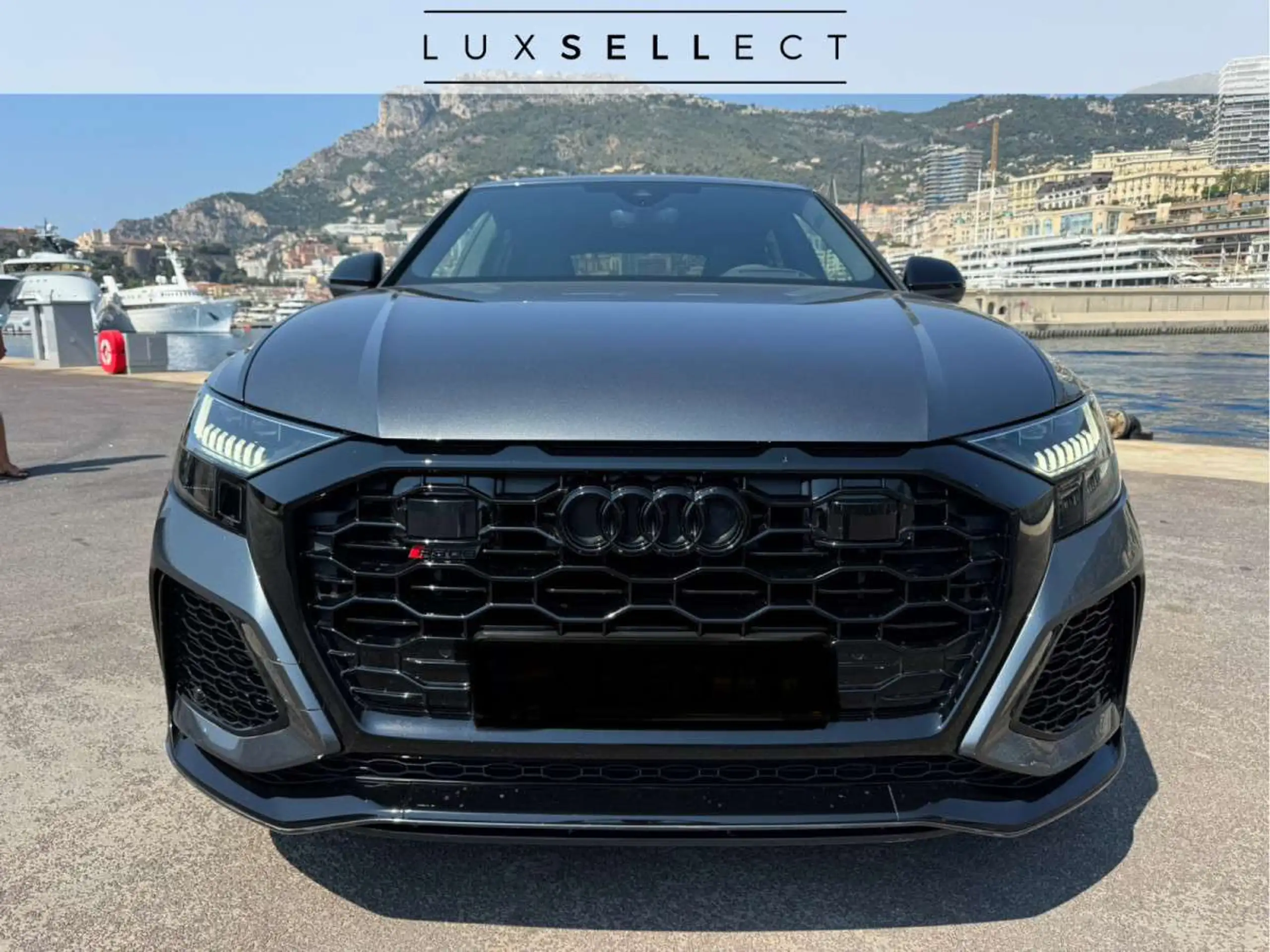 Audi - RS Q8