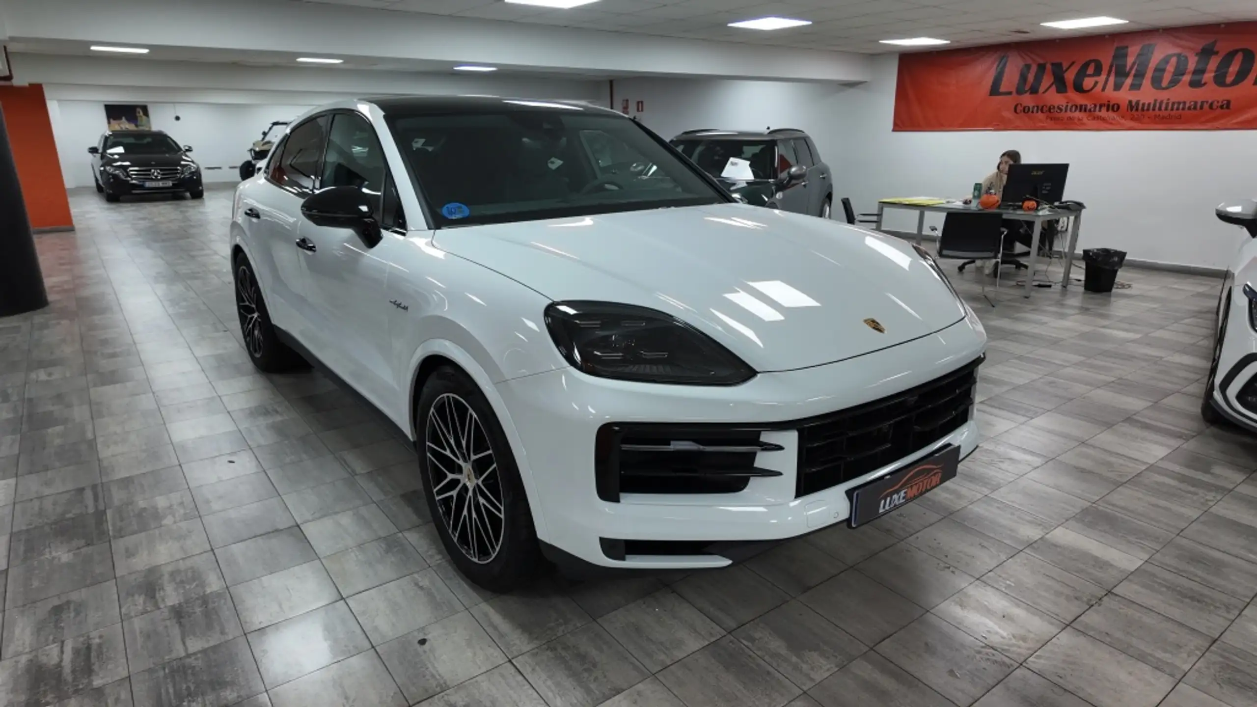 Porsche - Cayenne