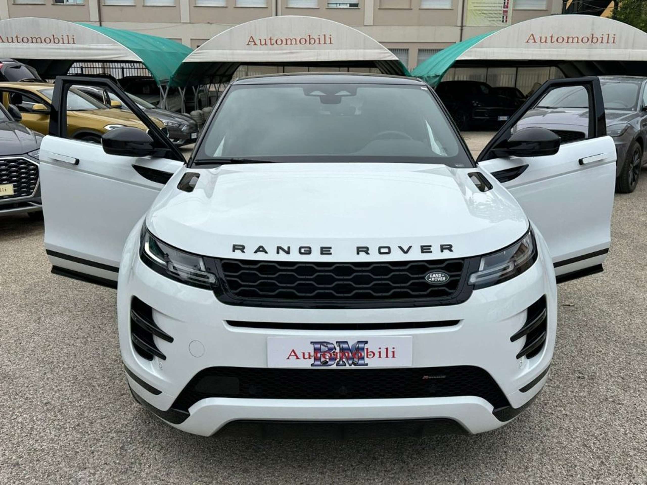 Land Rover - Range Rover Evoque