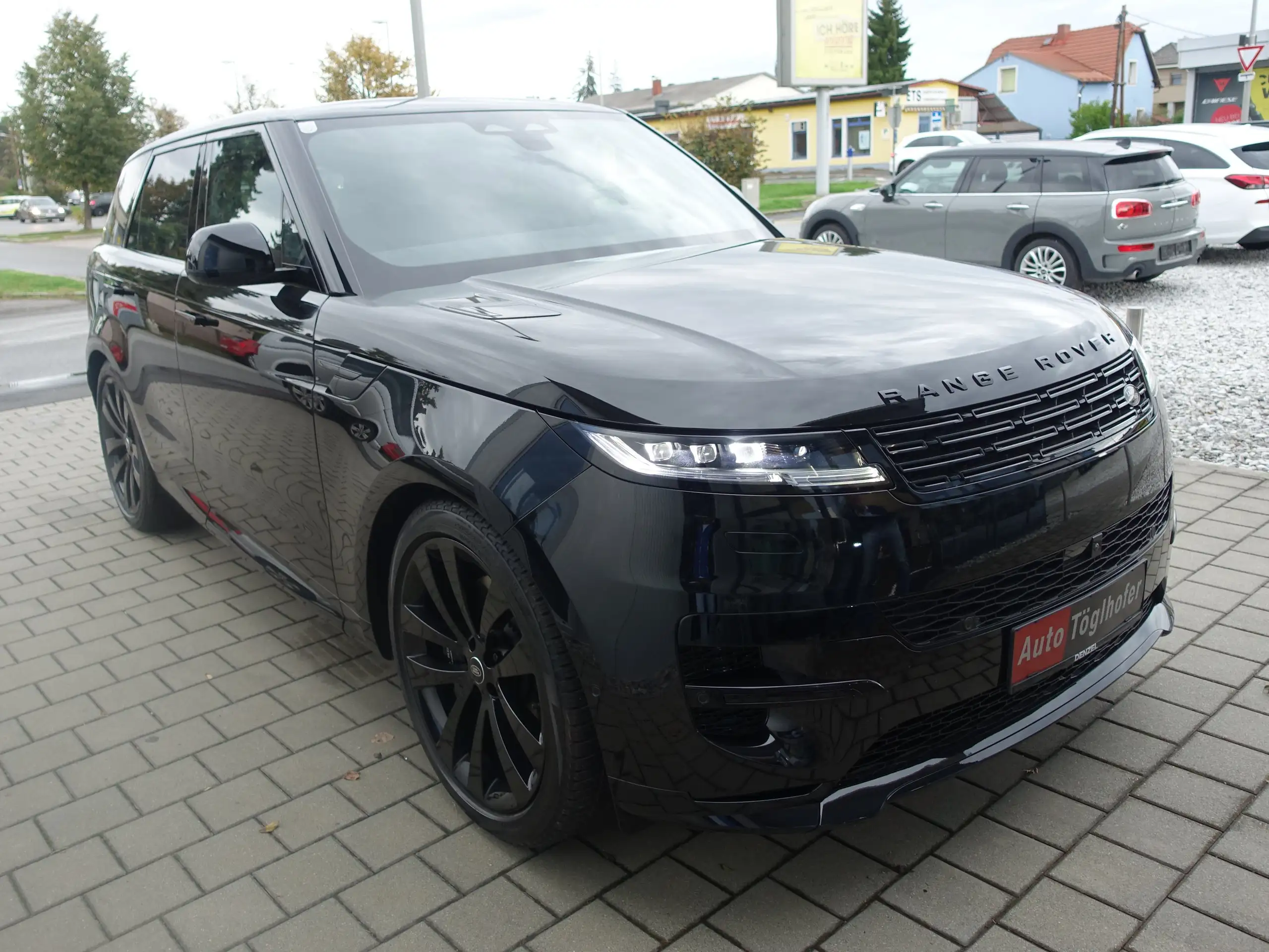 Land Rover - Range Rover Sport