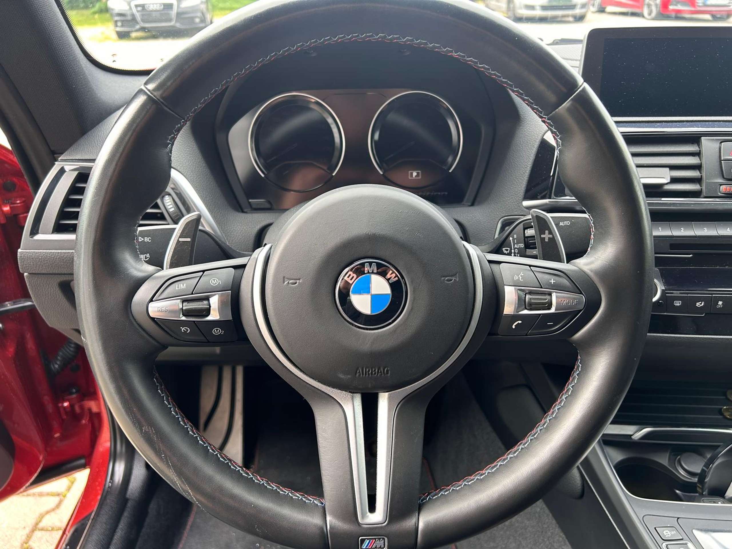 BMW - M2