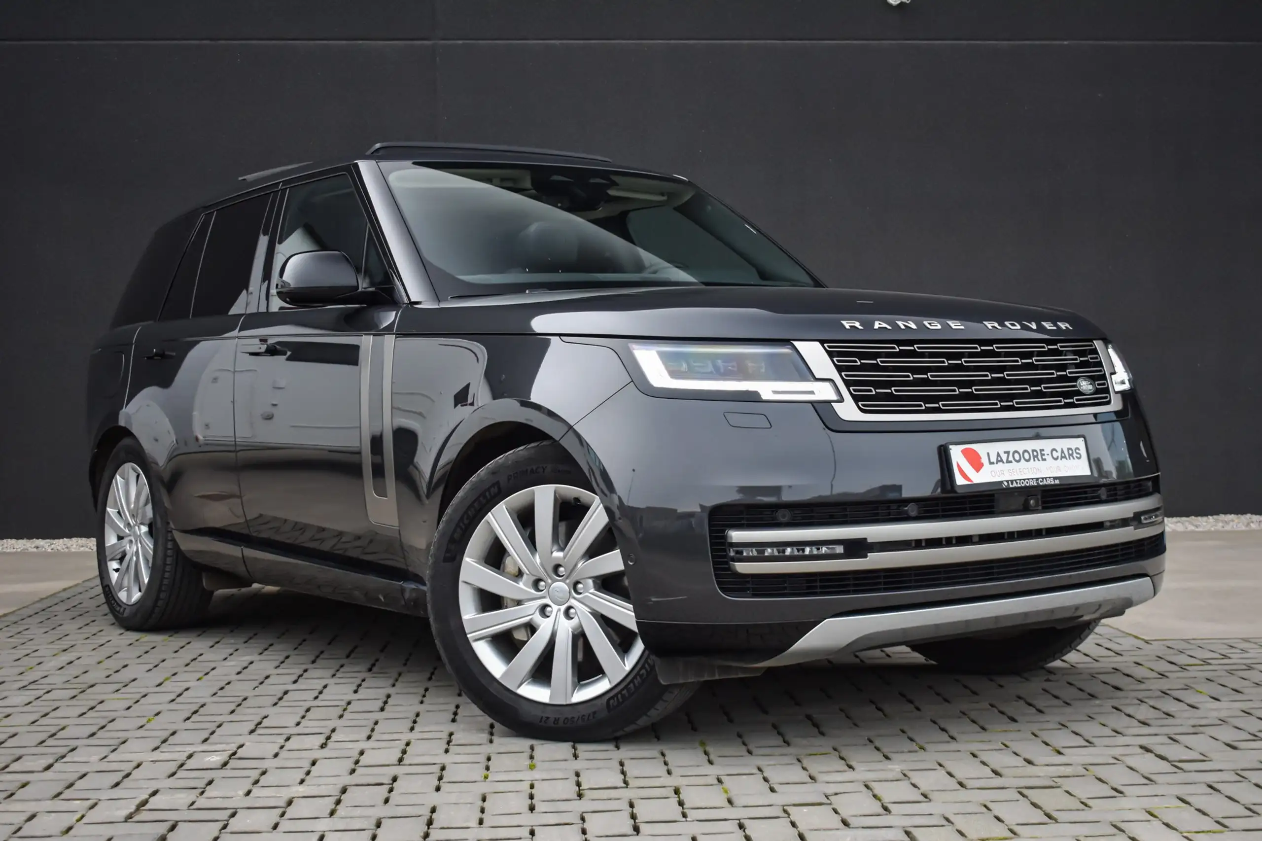 Land Rover - Range Rover