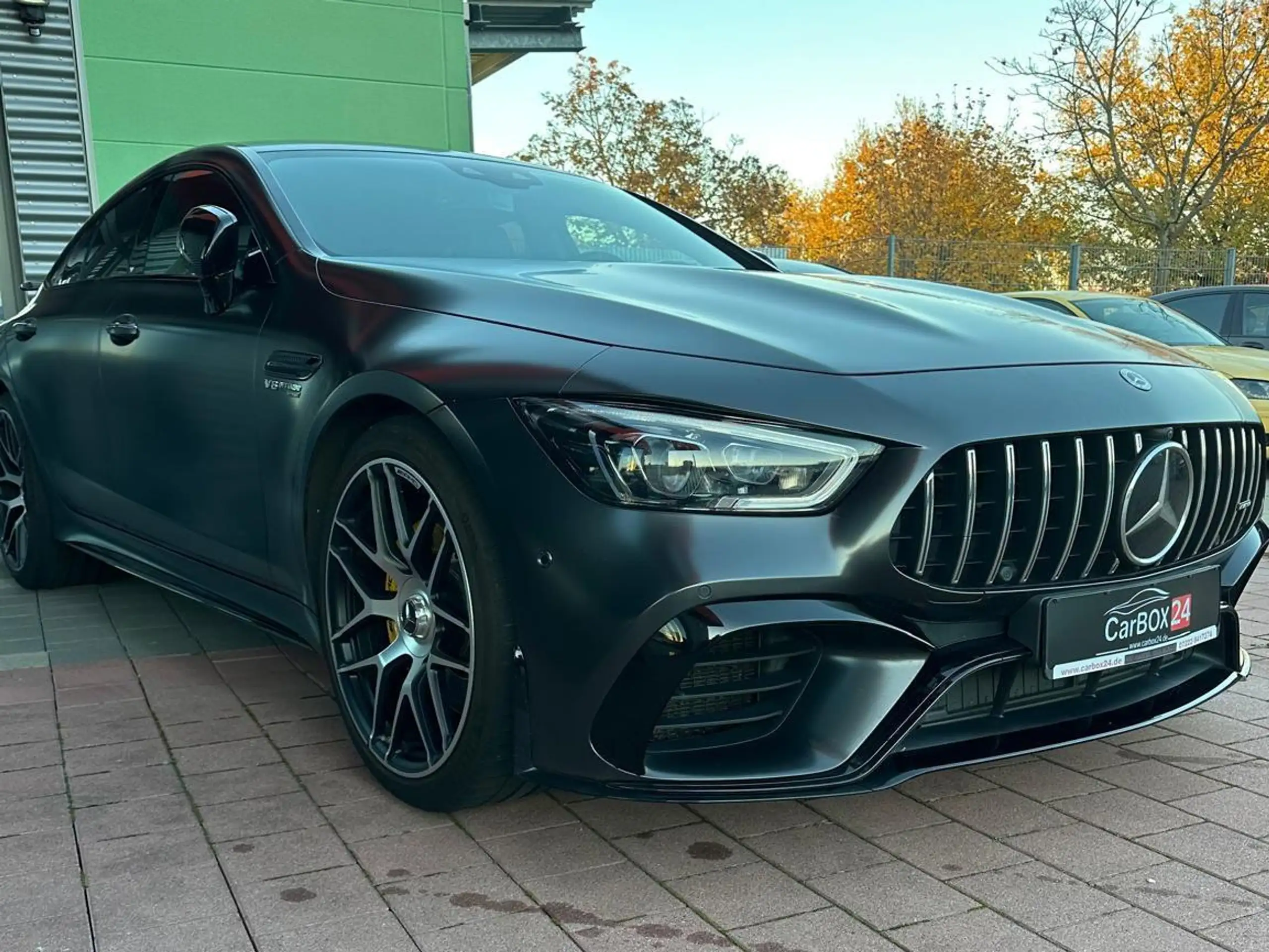 Mercedes-Benz - AMG GT