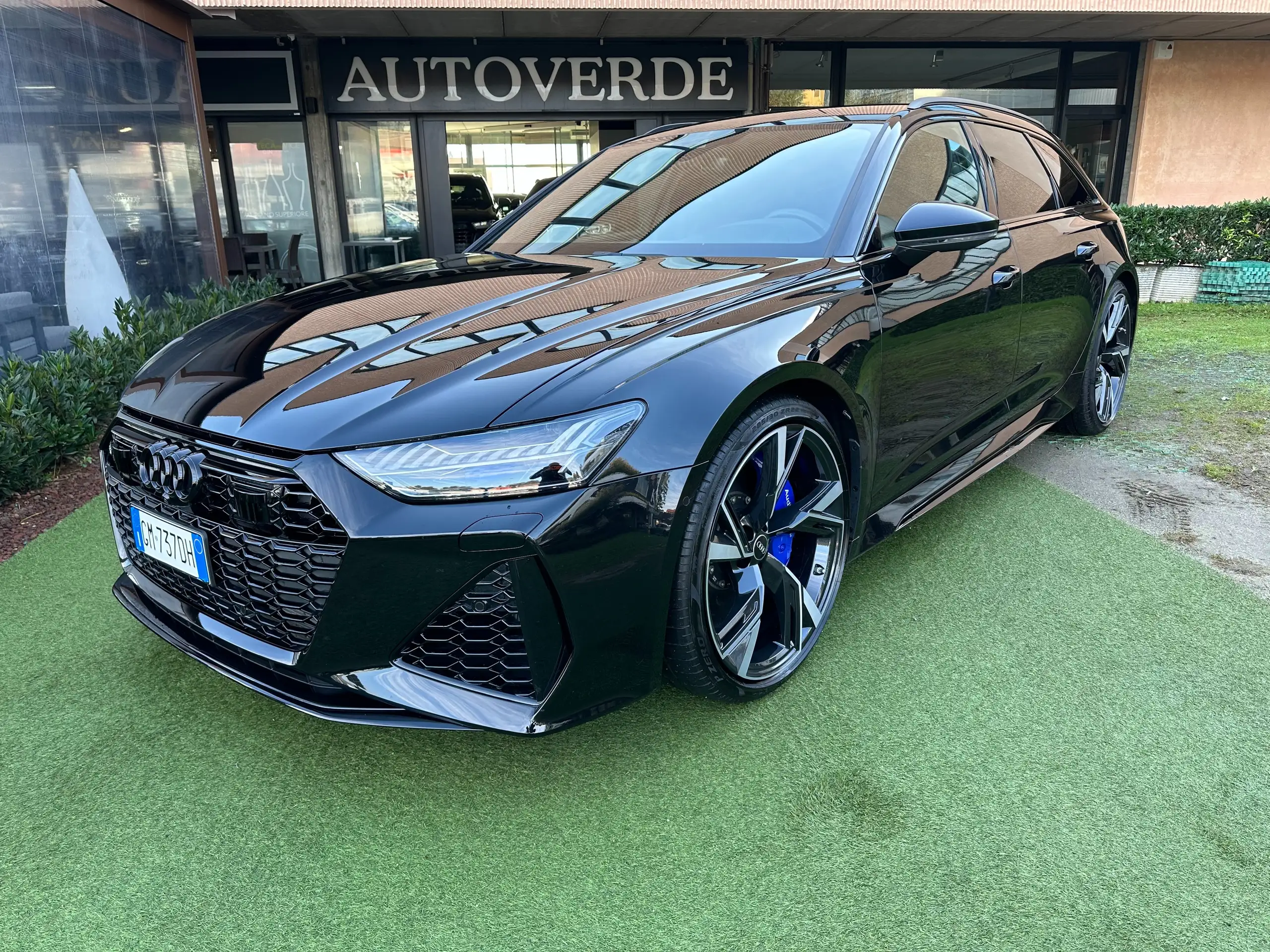 Audi - RS6