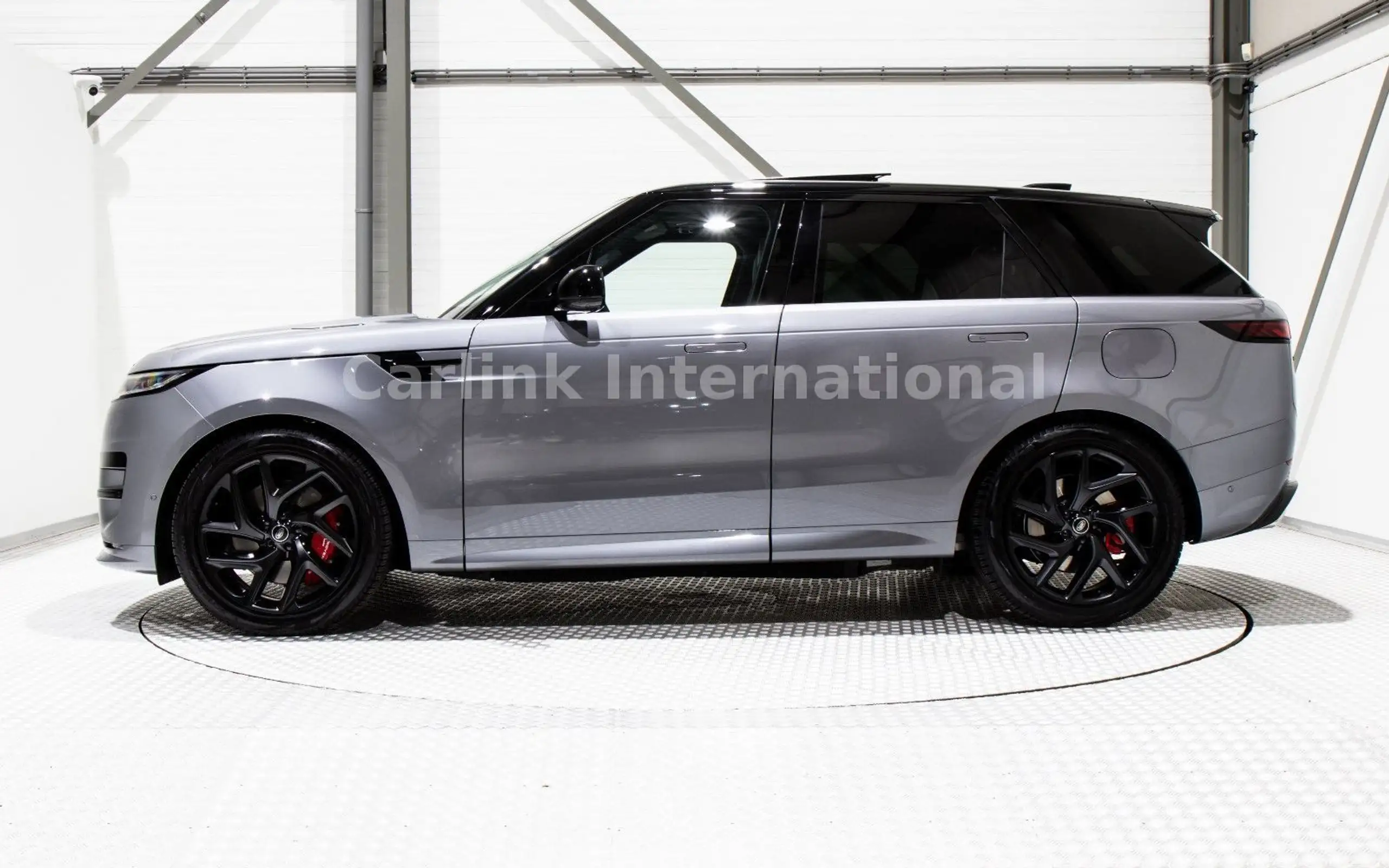 Land Rover - Range Rover Sport