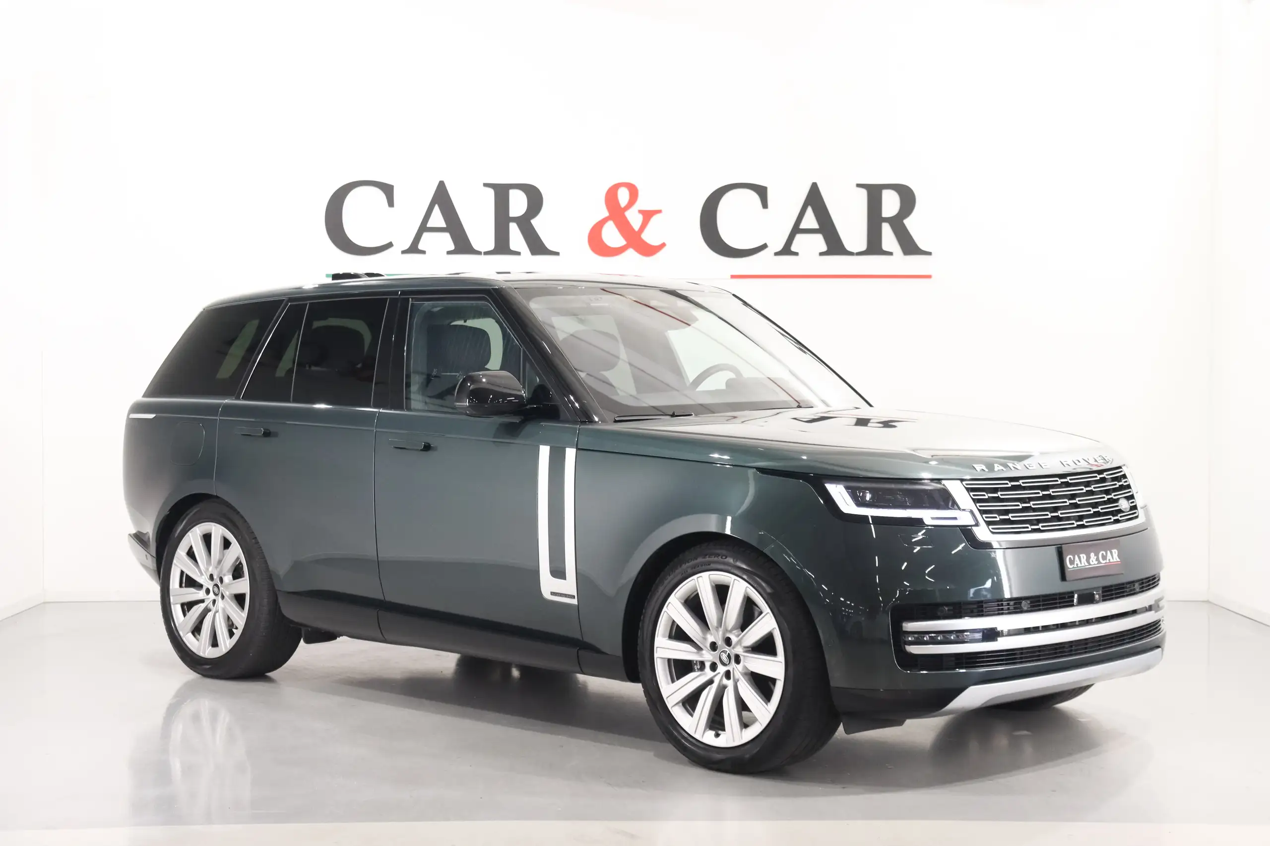 Land Rover - Range Rover