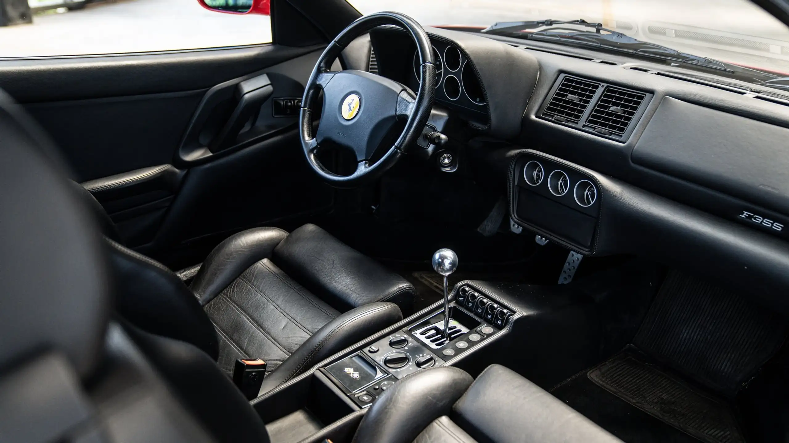 Ferrari - F355