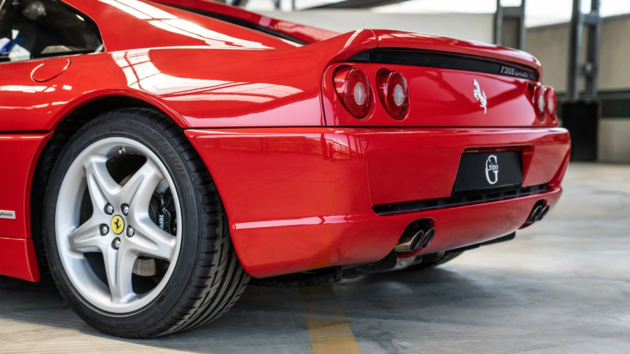 Ferrari - F355