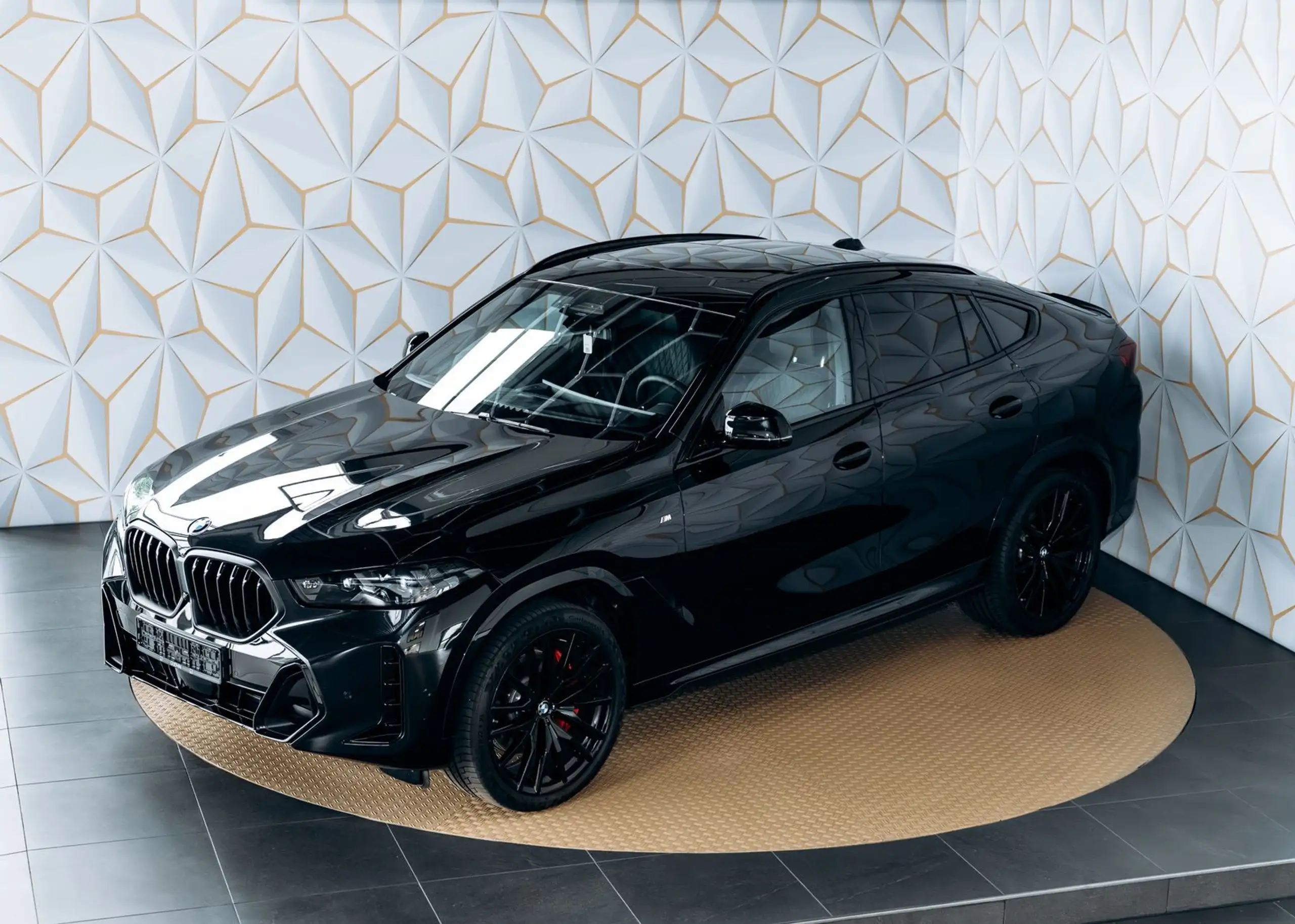 BMW - X6