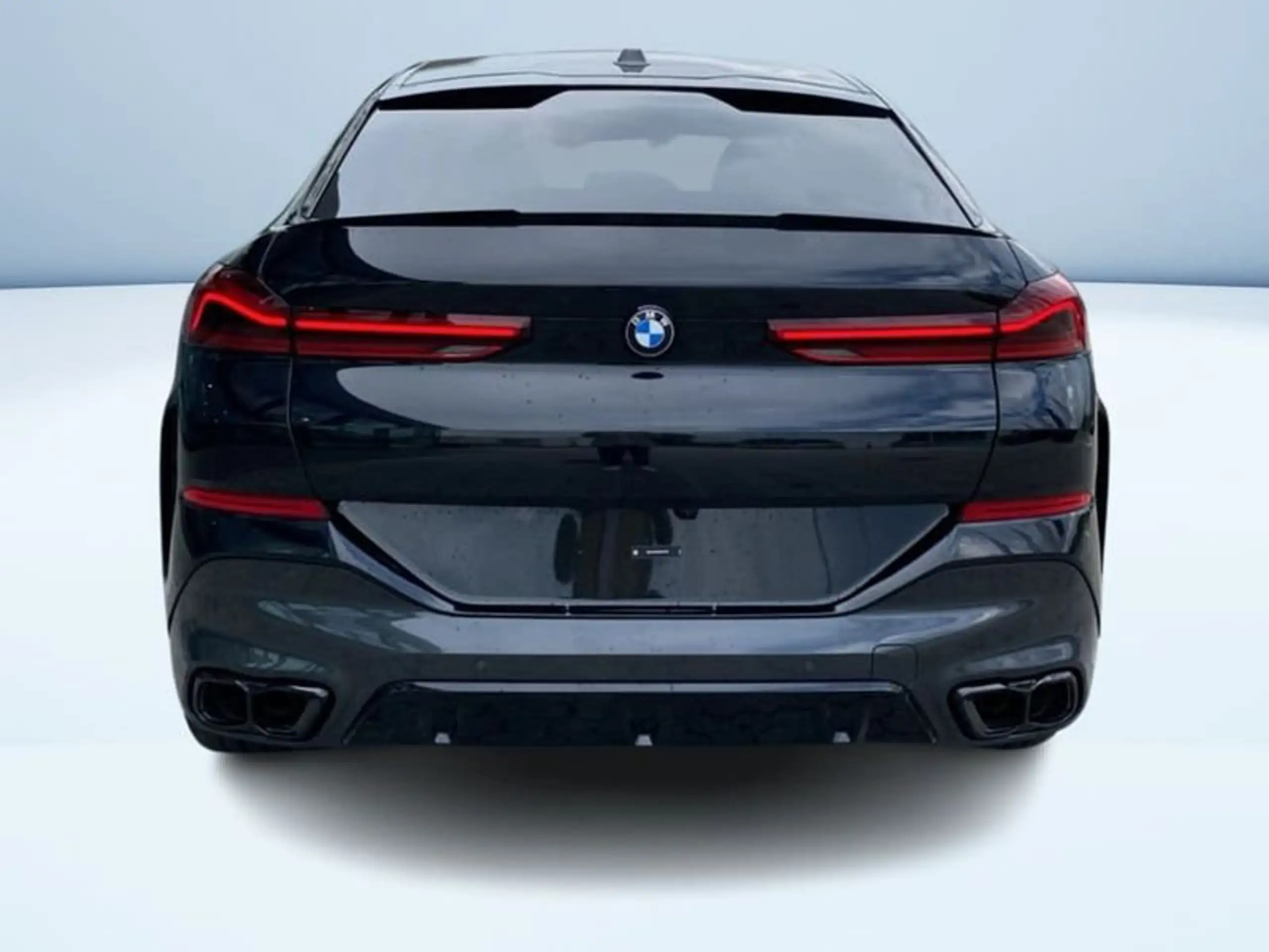 BMW - X6