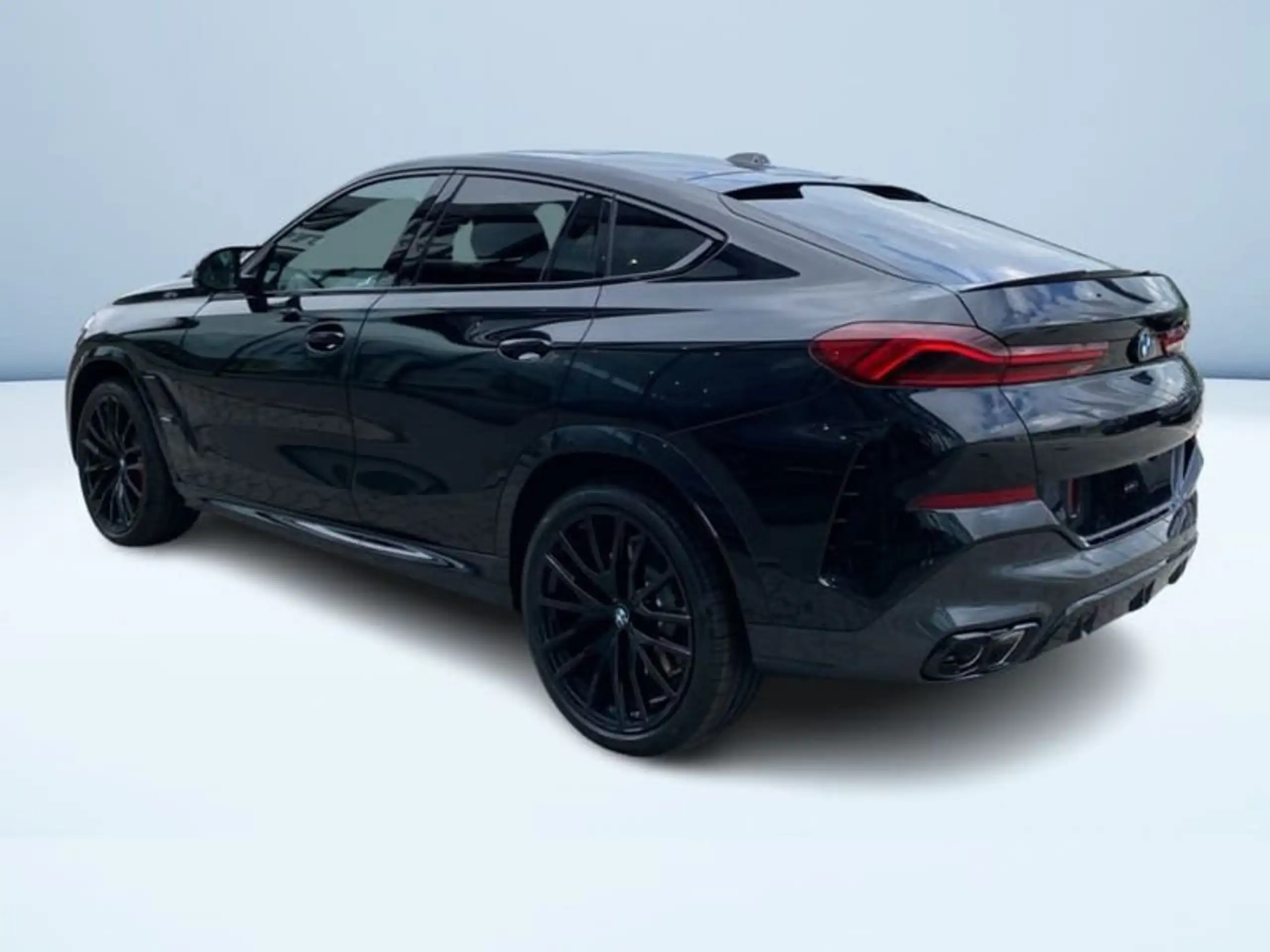 BMW - X6