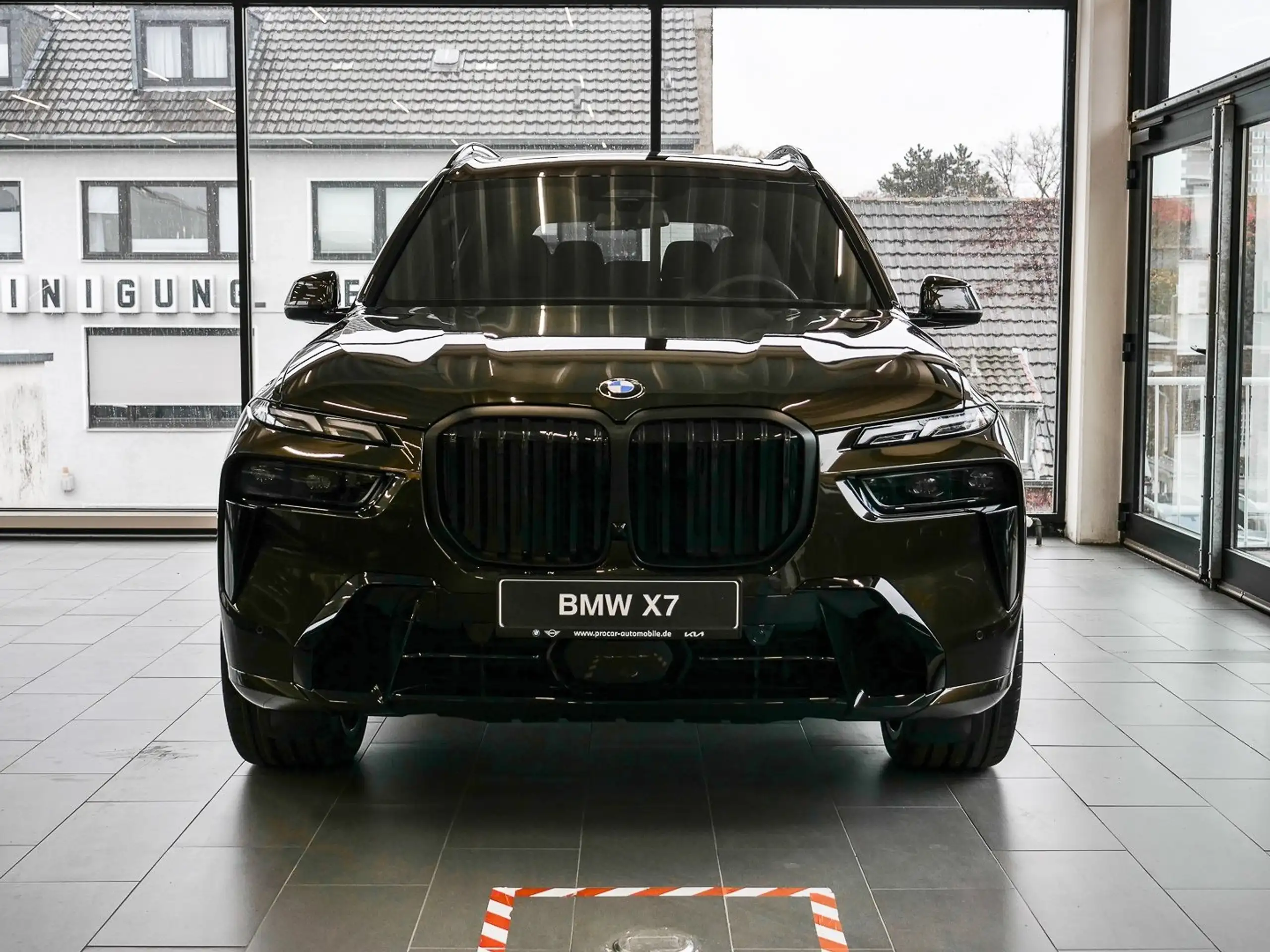 BMW - X7