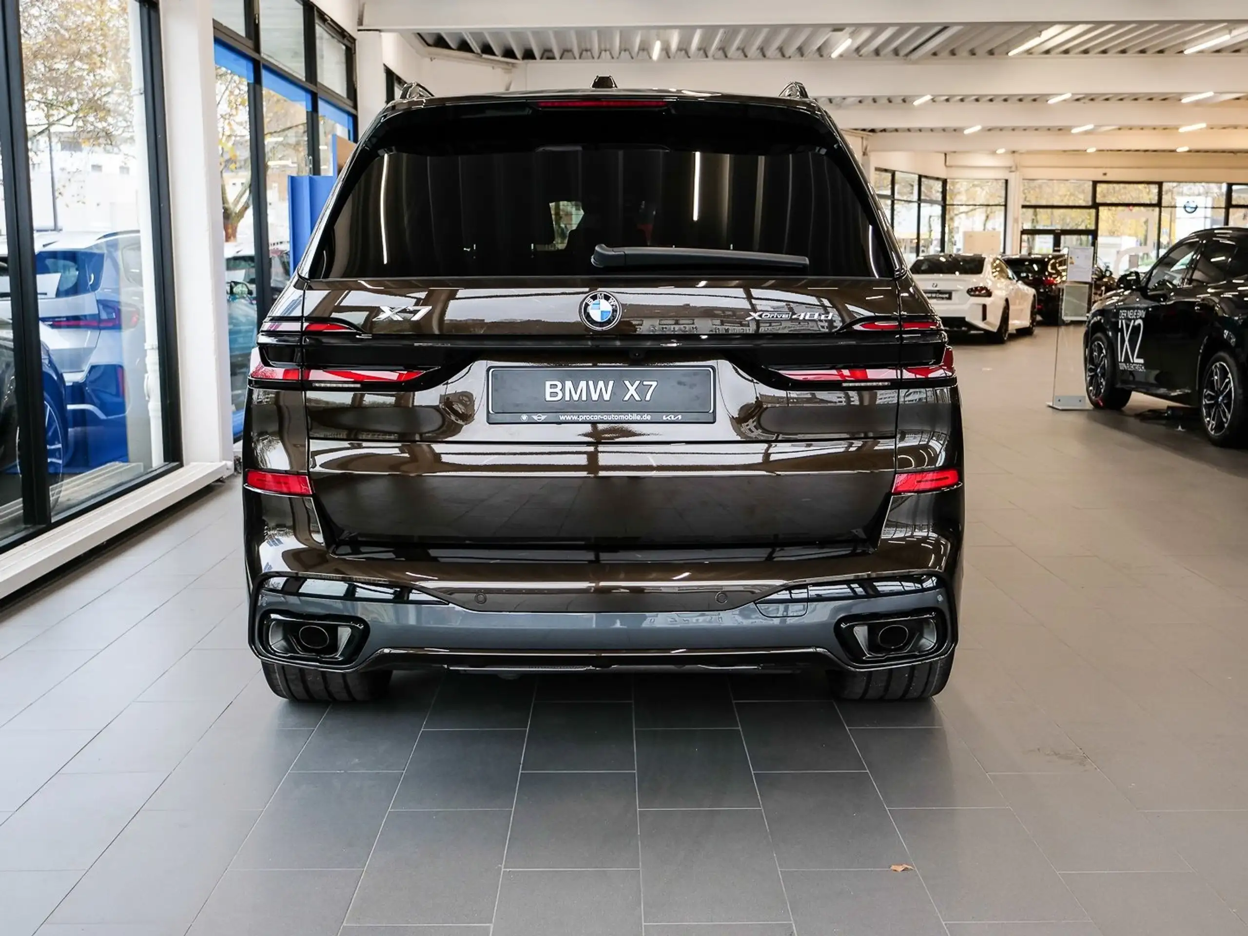 BMW - X7