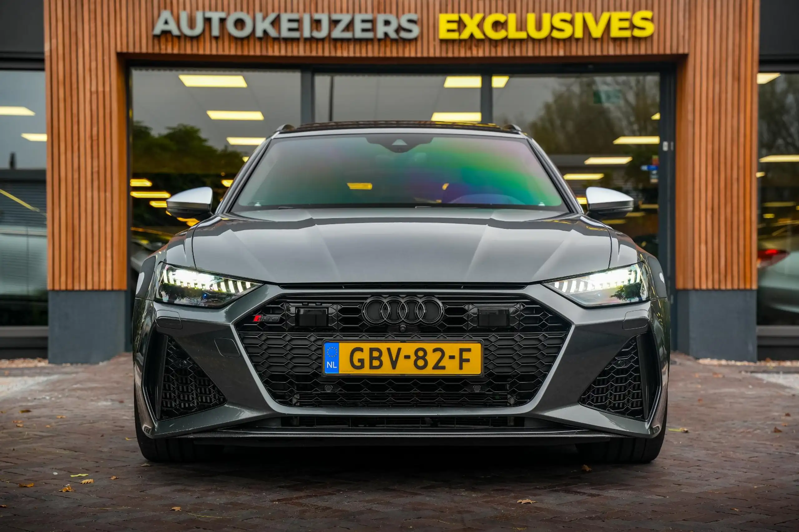 Audi - RS6