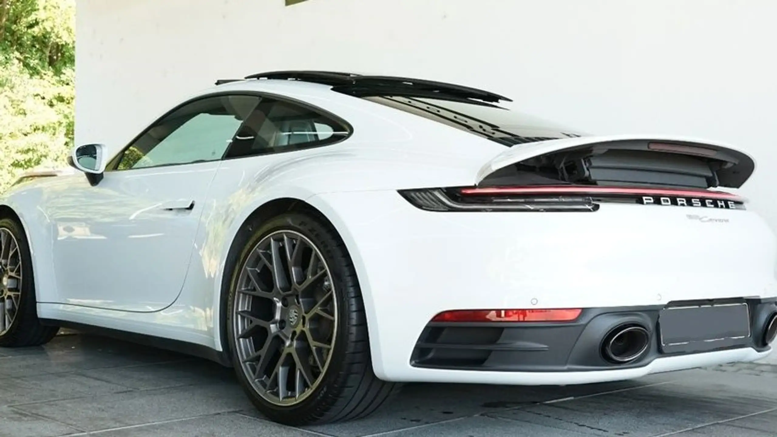 Porsche - 992