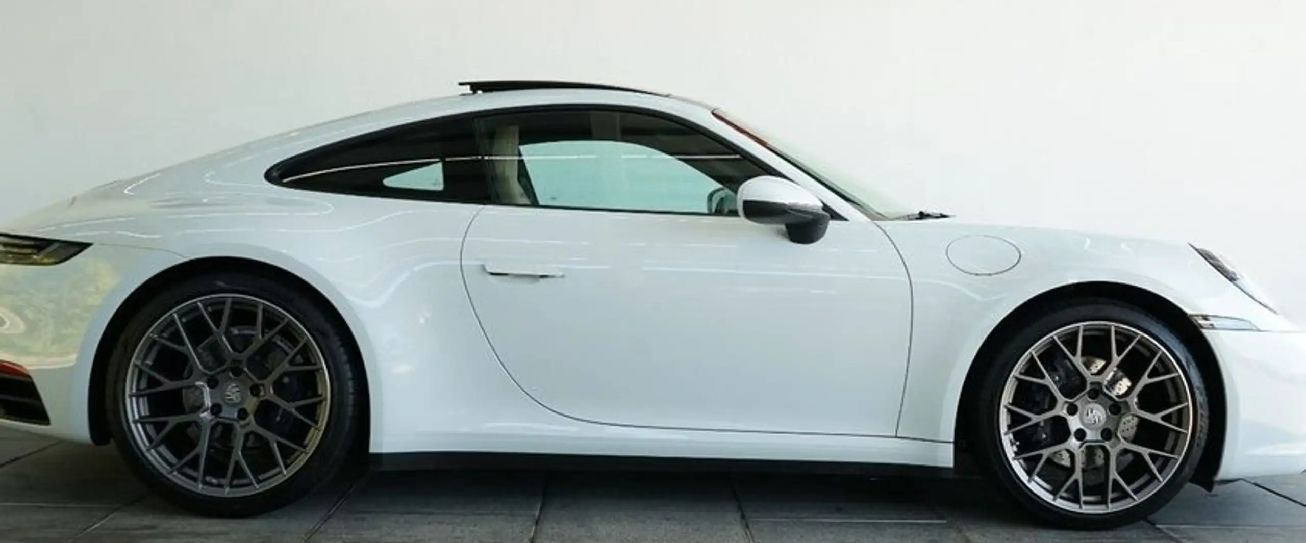 Porsche - 992