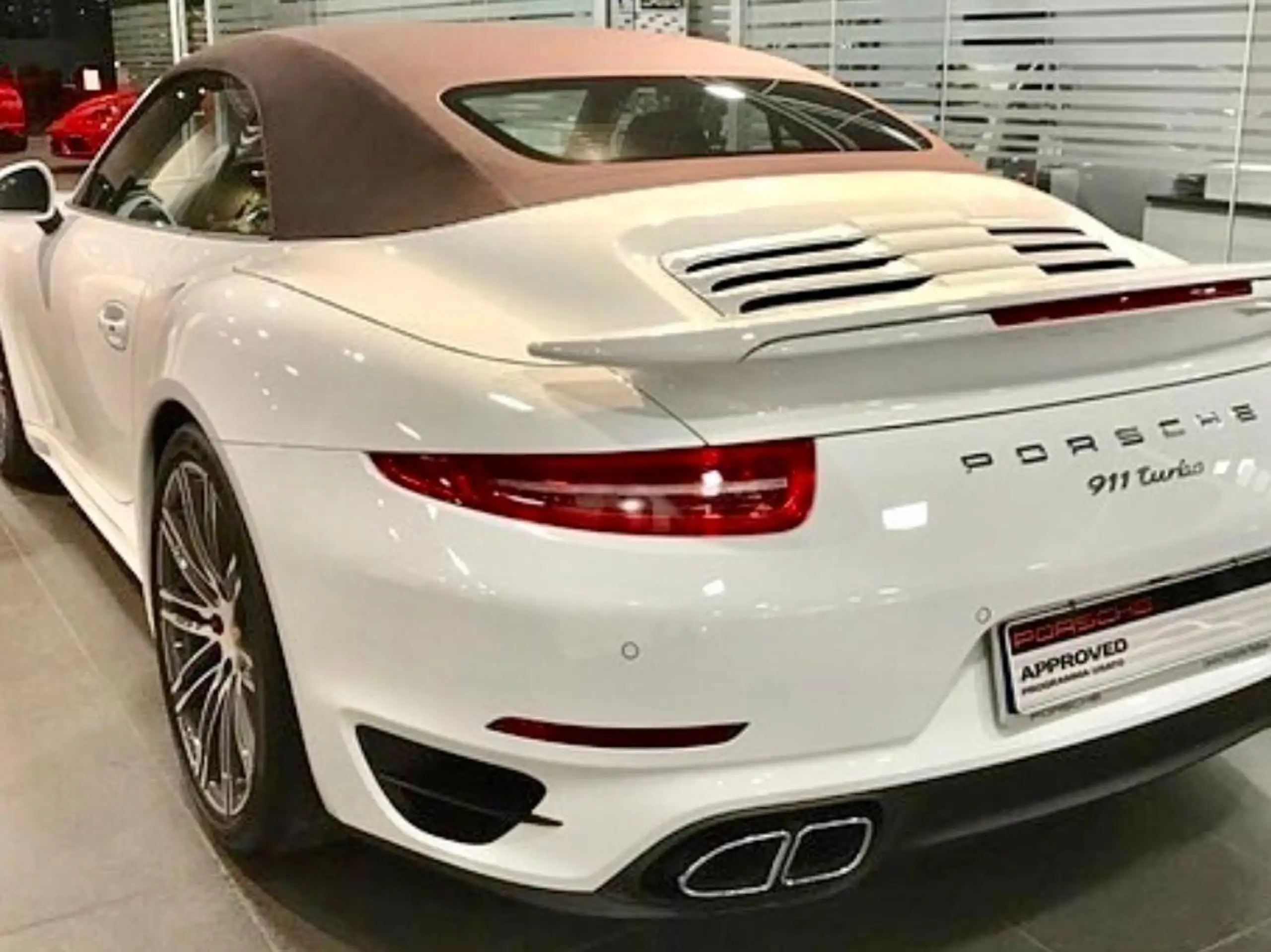 Porsche - 911