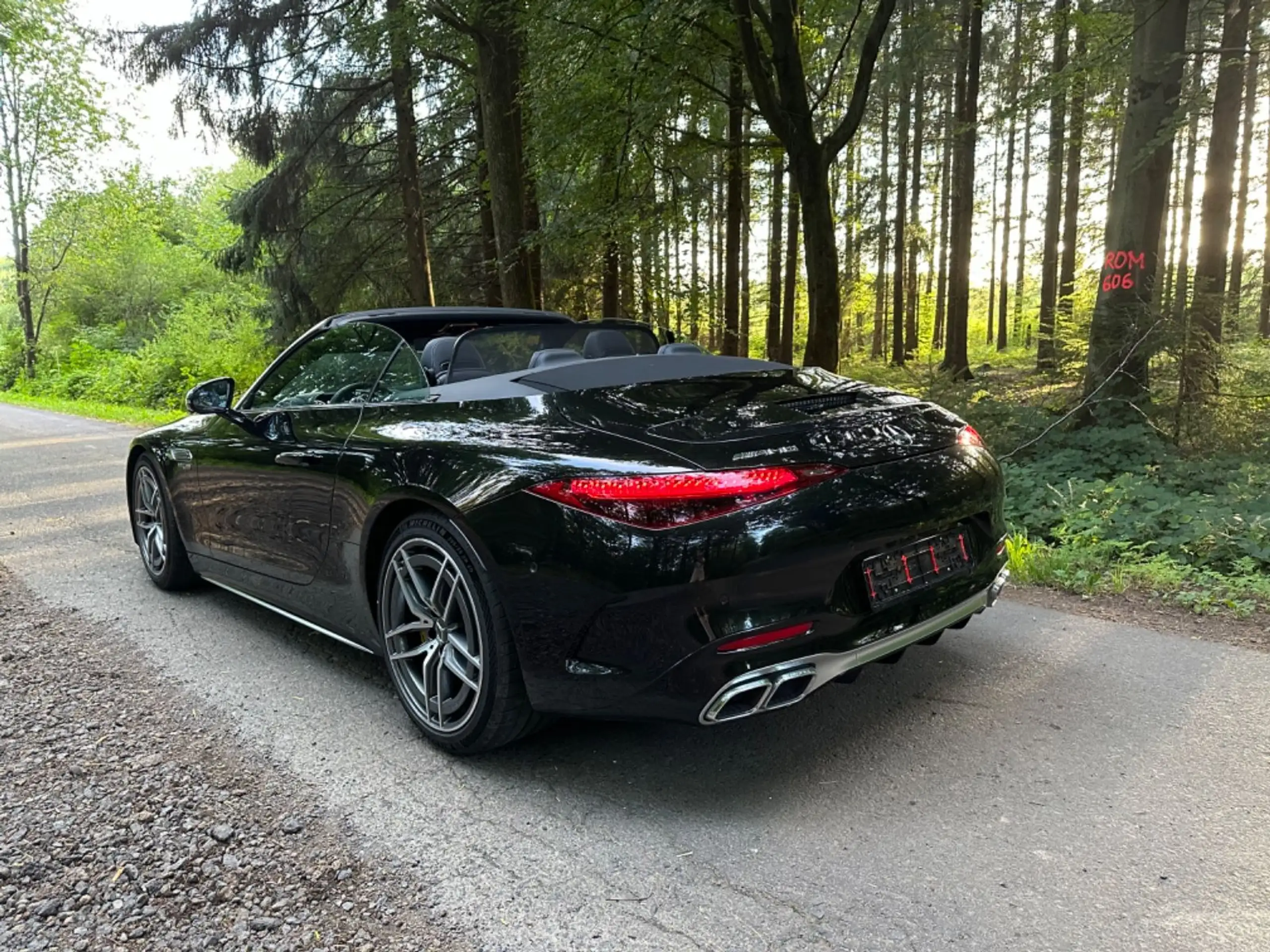 Mercedes-Benz - SL 63 AMG