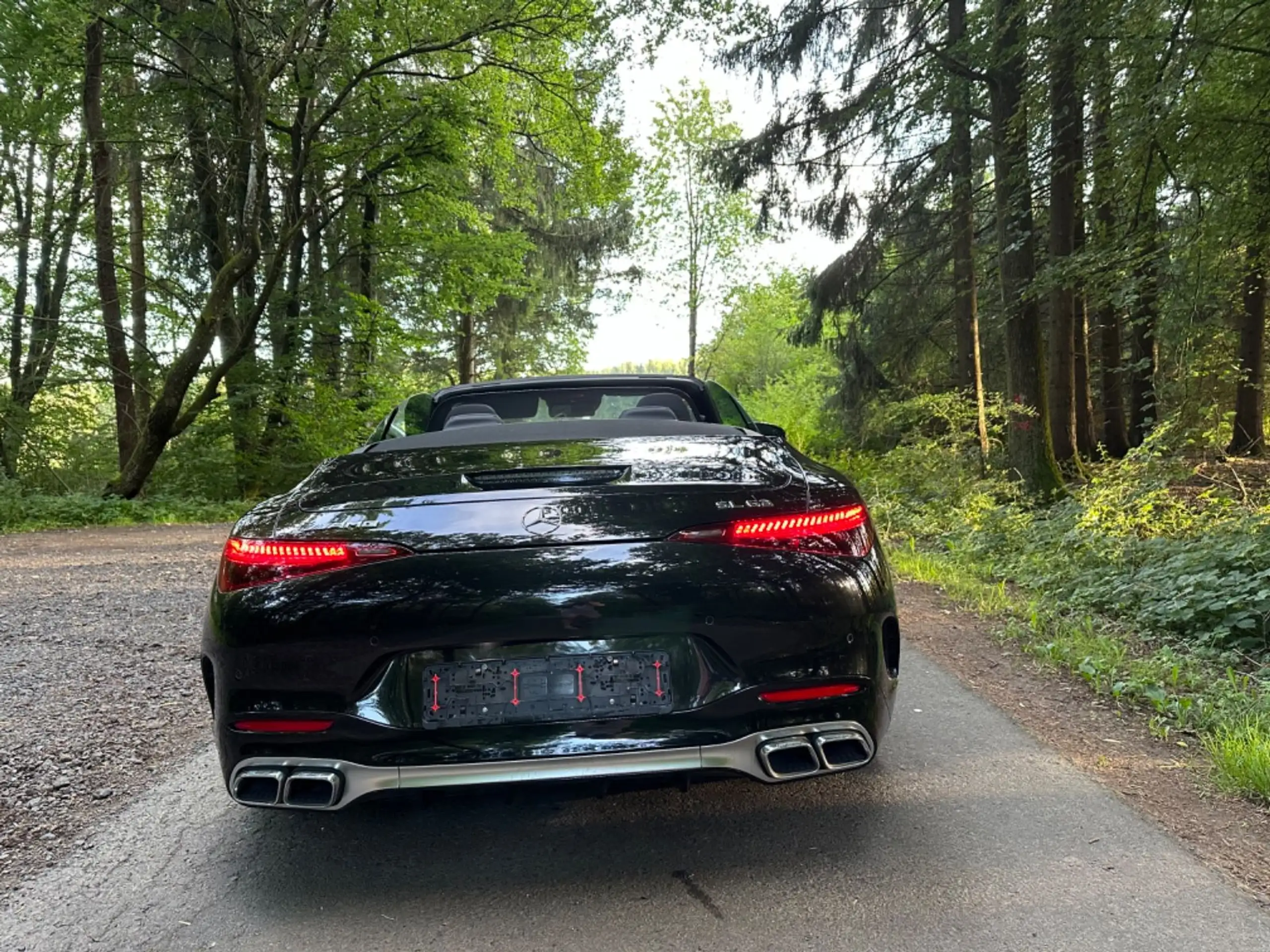 Mercedes-Benz - SL 63 AMG