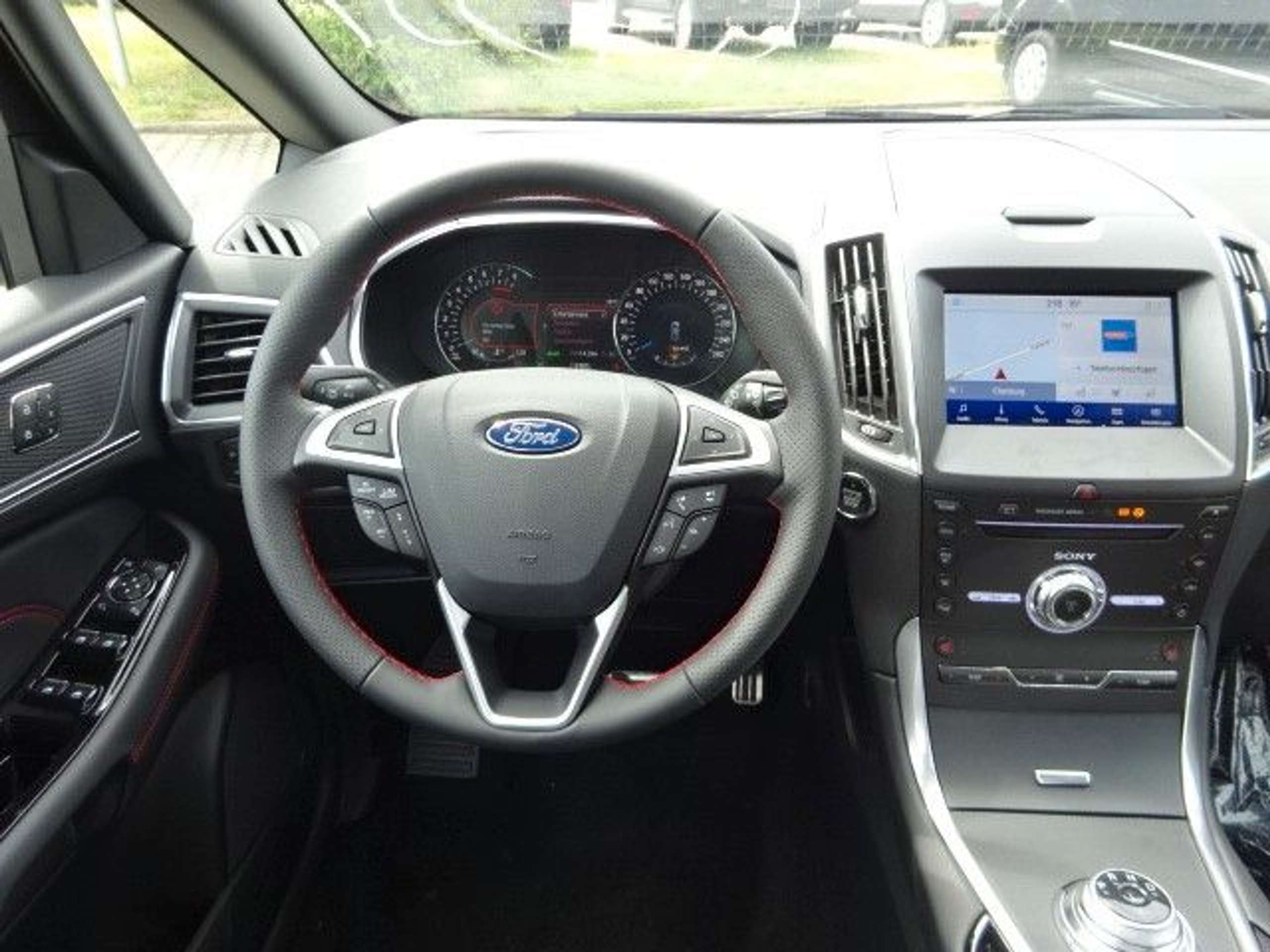 Ford - S-Max