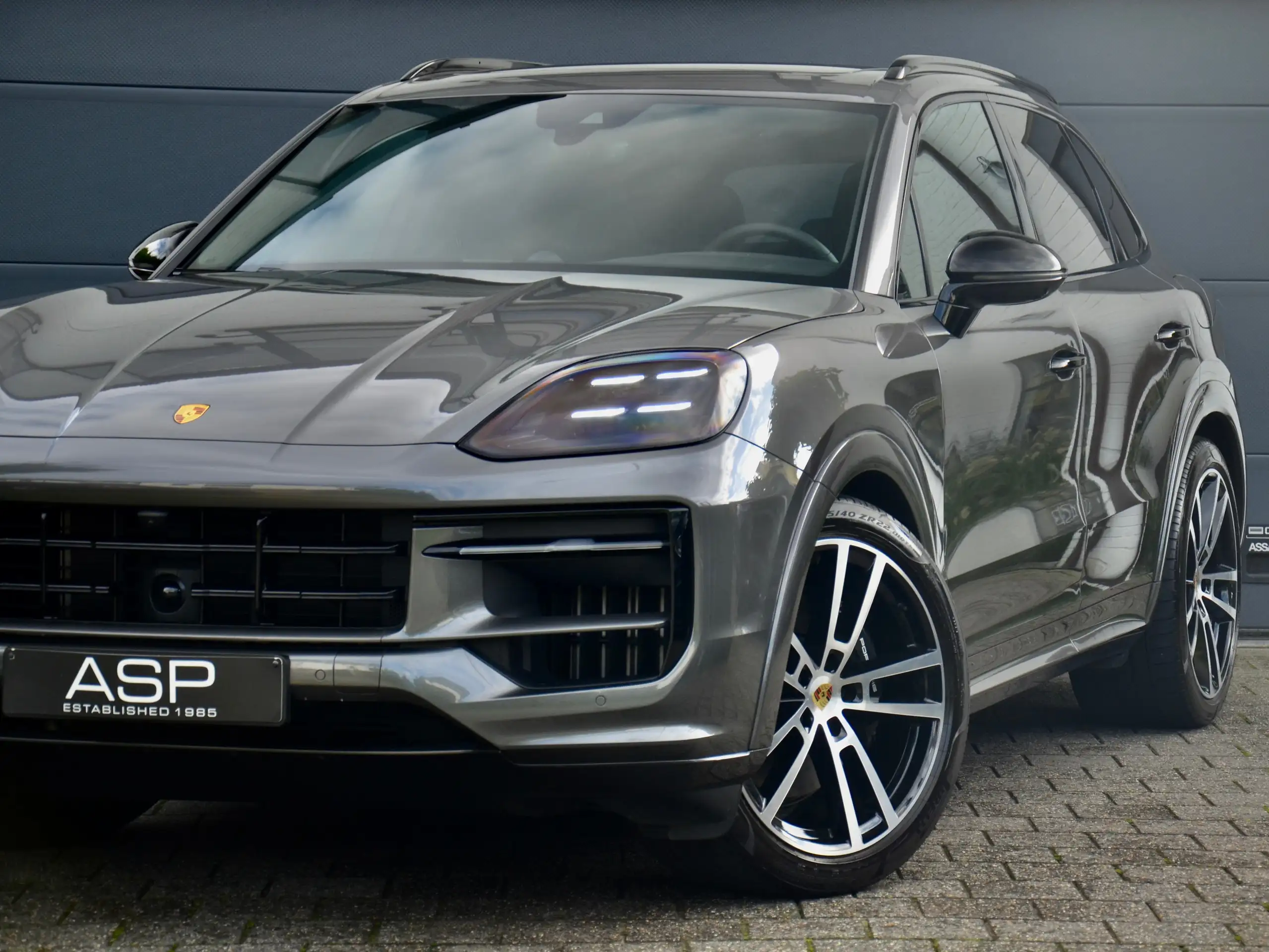 Porsche - Cayenne