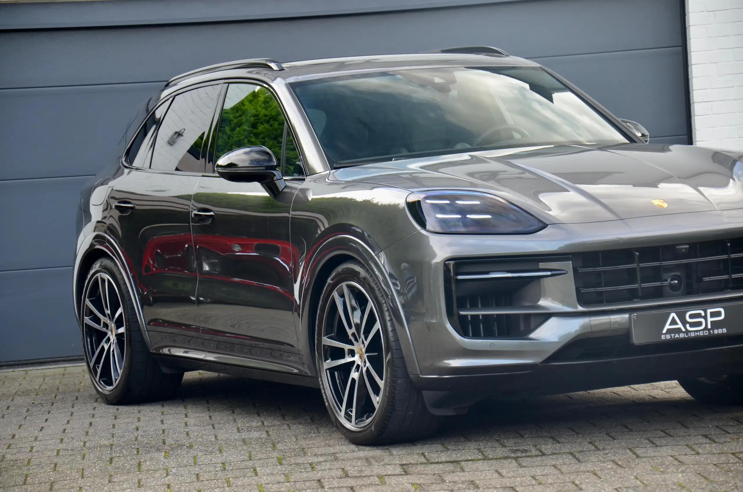 Porsche - Cayenne